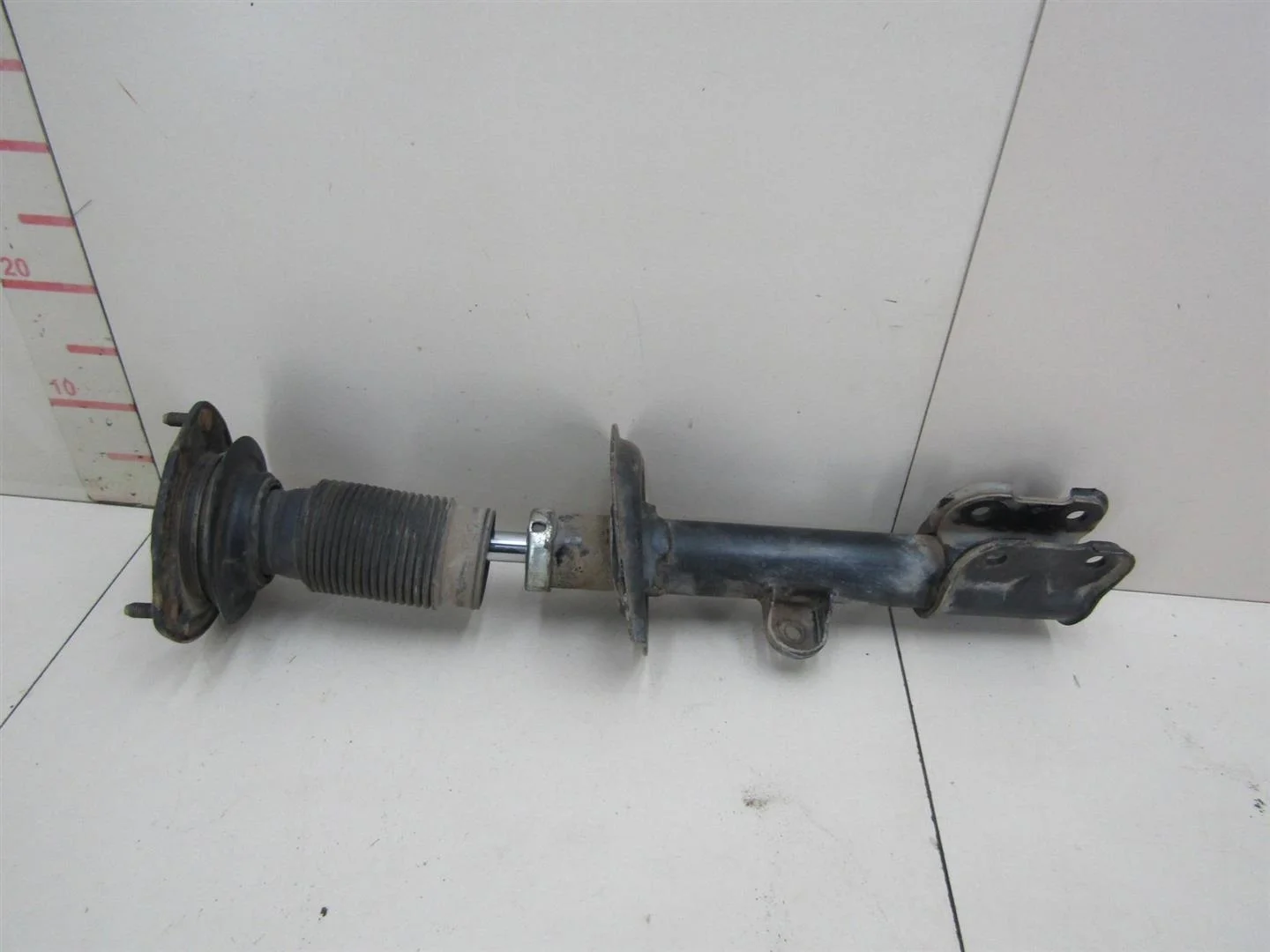 Амортизатор передний правый Kia Sorento (XM) 2009-2020  [546602P500]  2.4 16v G4KE в Вологде