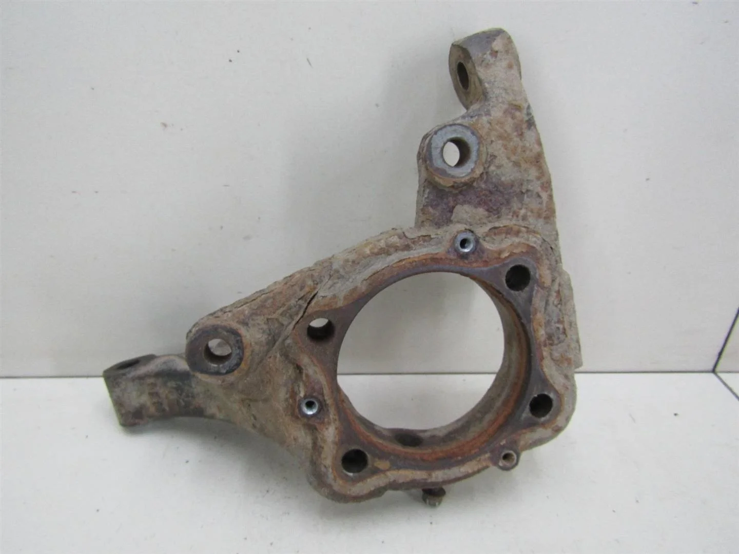 Кулак поворотный передний левый Kia Sorento (XM) 2009-2020  [517152P000]  2.4 16v G4KE в Вологде