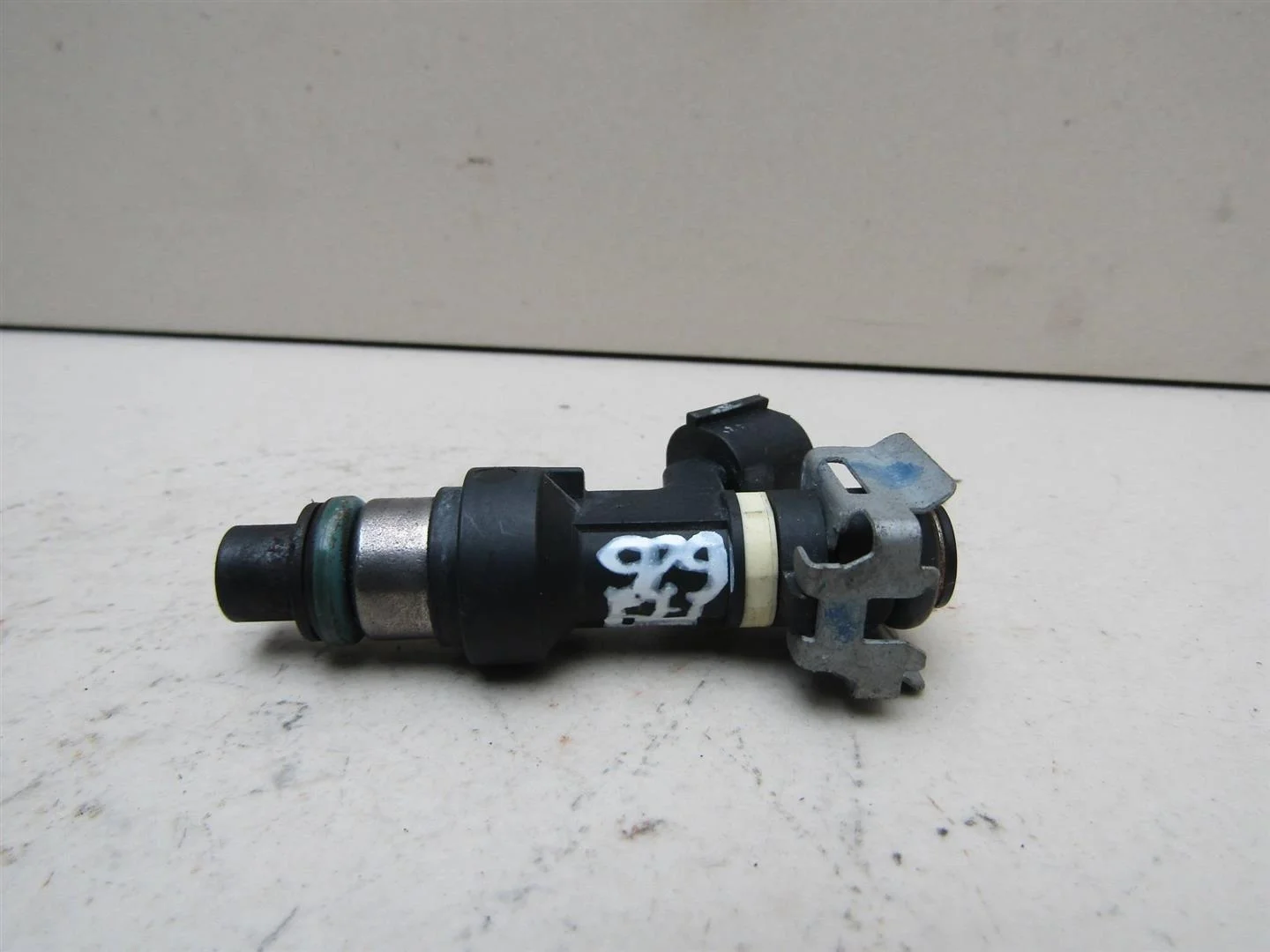 Форсунка инжекторная электрическая Nissan Cube (Z11) 2002-2008  [166003U800]  CR14DE в Вологде