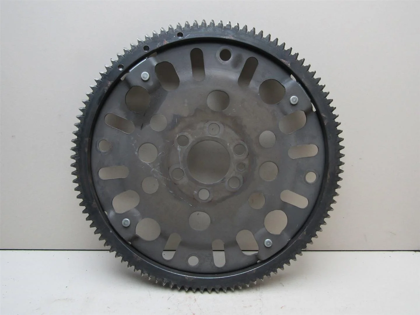 Маховик Nissan Cube (Z11) 2002-2008  [12331AX00A]  CR14DE в Вологде