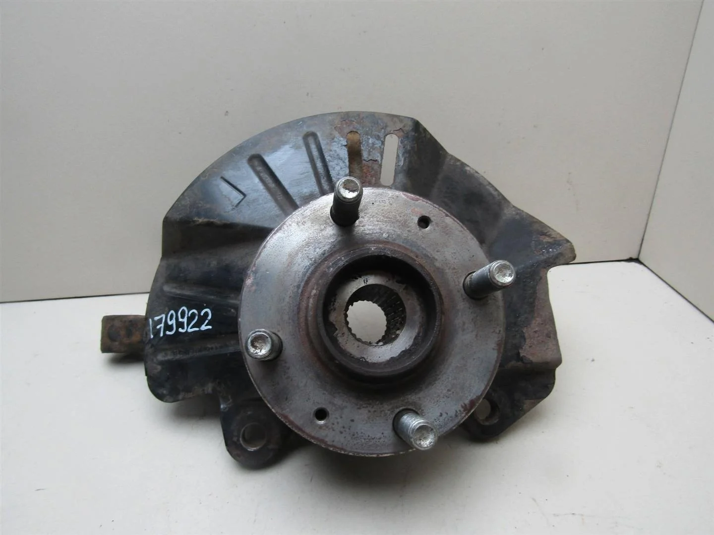 Кулак поворотный передний левый Hyundai Solaris 2017>  [51715H5000]  1.6 G4FG  в Вологде