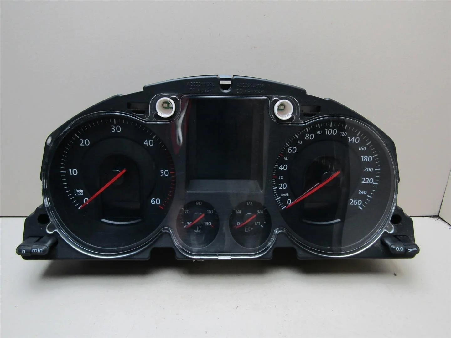 Панель приборов VW Passat (B6) 2005-2010  [3C0920870Q]  в Вологде