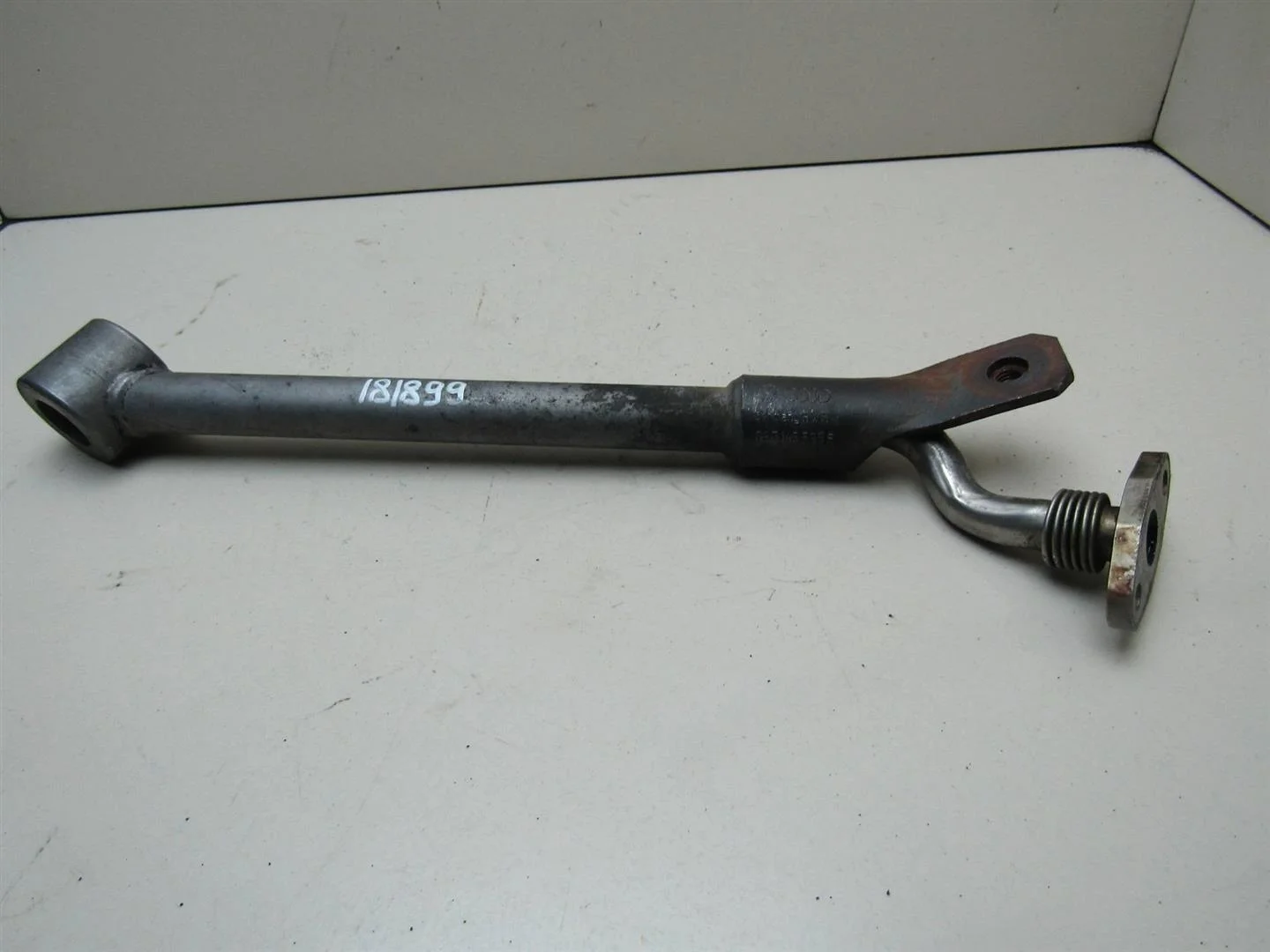 Трубка турбины VW Passat (B6) 2005-2010  [03G145535F]  2.0 BMP в Вологде