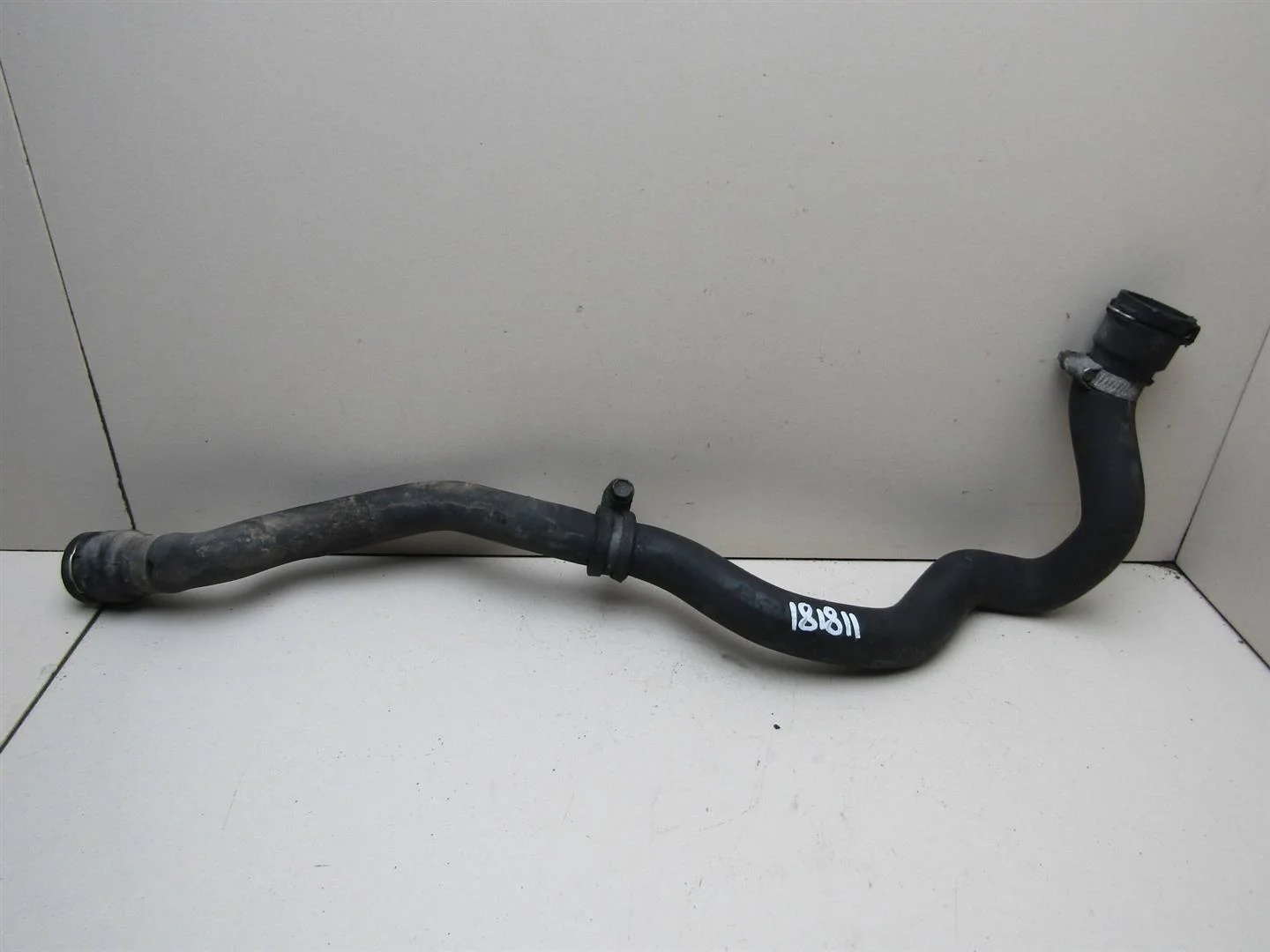 Патрубок BMW 5-серия E39 1995-2003  [11531438634]  3.0 M54B30 в Вологде