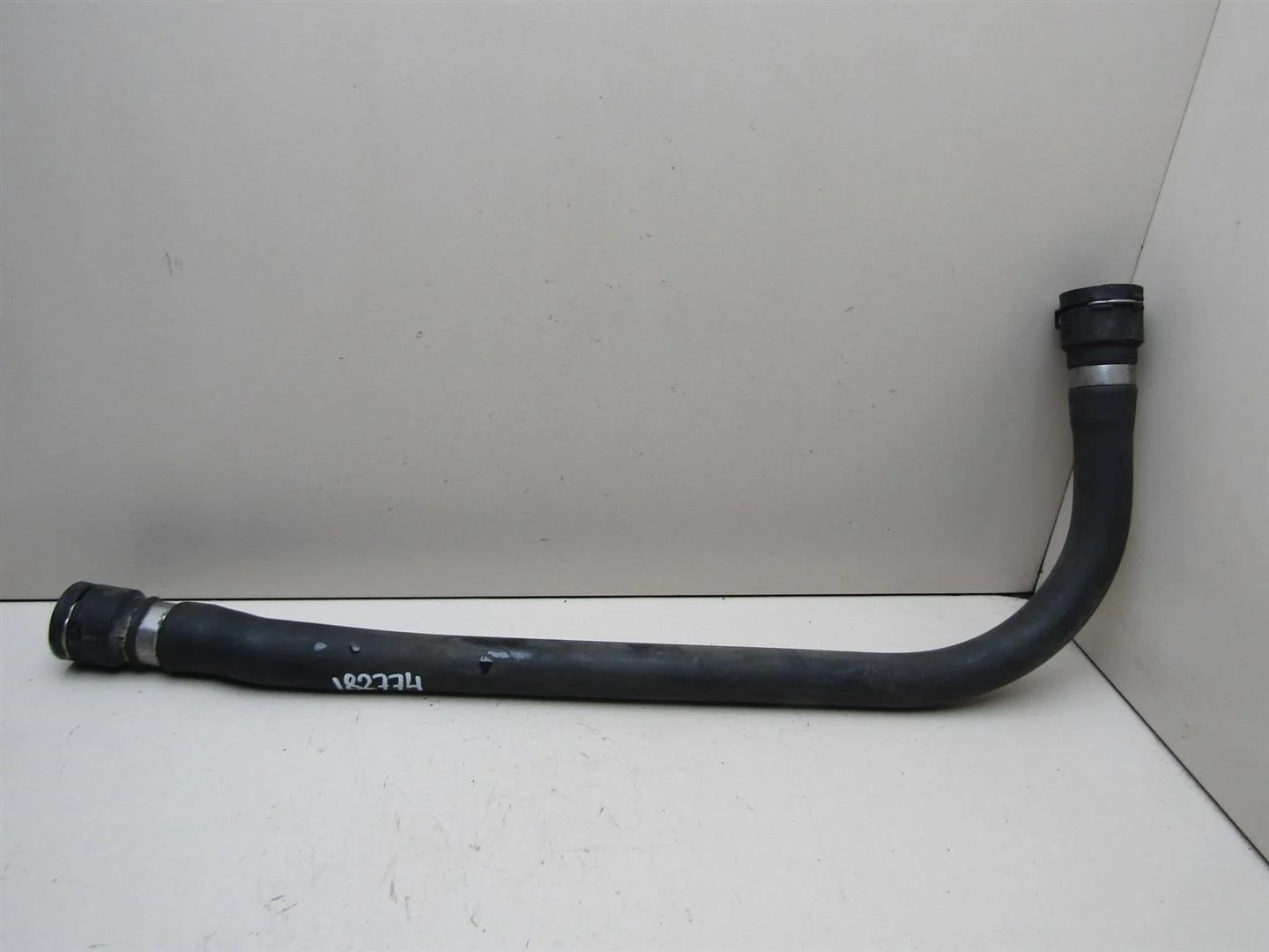 Шланг системы охлаждения BMW 5-серия E39 1995-2003  [11531438633]  в Вологде