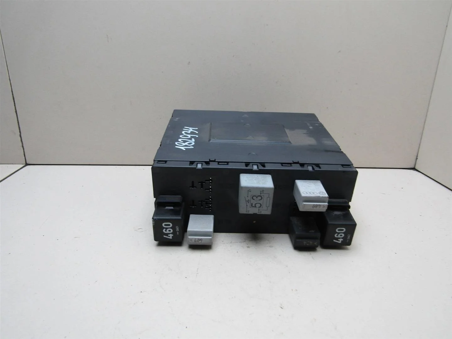 Блок электронный Skoda Octavia (A5 1Z-) 2004-2013  [3C0937049E]  в Вологде