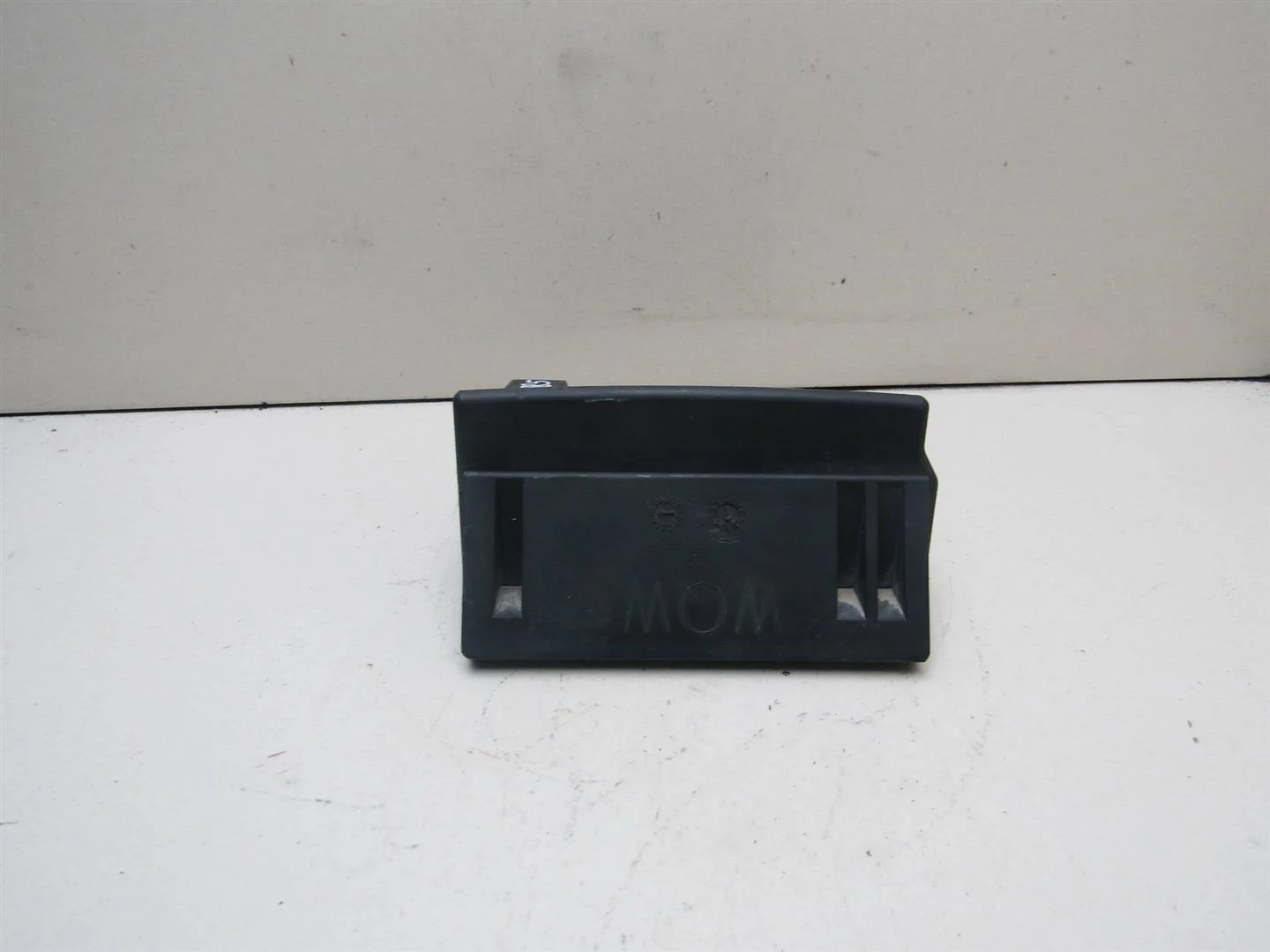 Ручка двери багажника наружная Nissan Pathfinder (R51M) 2004-2013  [90606EA500]  в Вологде