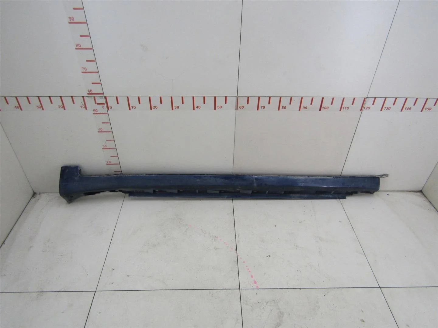 Накладка на порог (наружная) Audi A4 (B6) 2000-2004  [8E0853859]  2.0 ALT в Вологде
