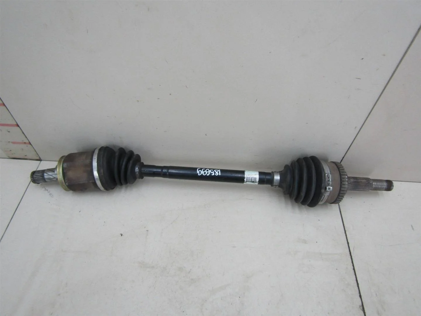 Полуось передняя левая Nissan Almera N16 2000-2006  [39101BM500]  QG15DE в Вологде