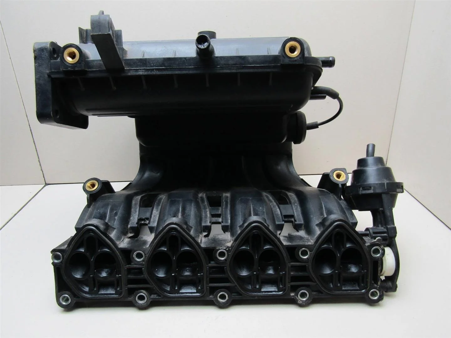 Коллектор впускной Chevrolet Aveo (T250) 2005-2011  [96416312]  1.2 16V B12D1 в Вологде