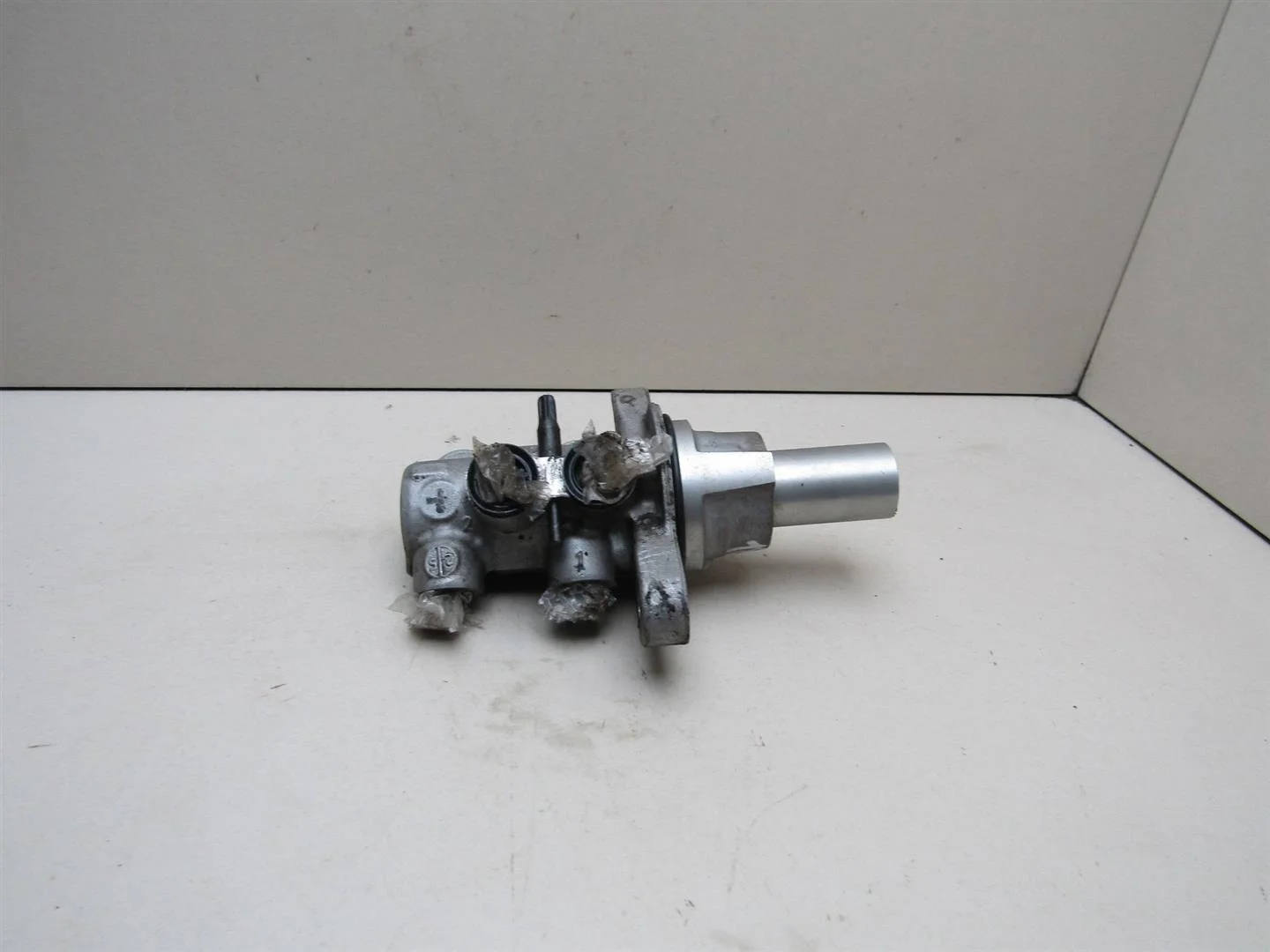 Цилиндр тормозной главный Ford Transit 2006-2013  [1756265 ]  2.2 16V QVFA в Вологде