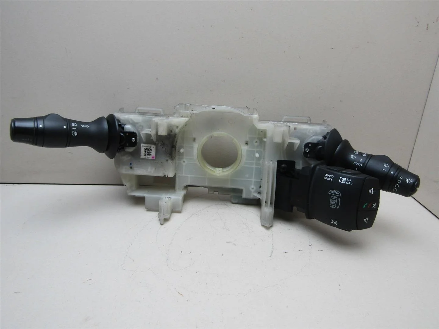 Переключатель подрулевой в сборе Renault Megane III 2009-нв  [255670019R]  в Вологде