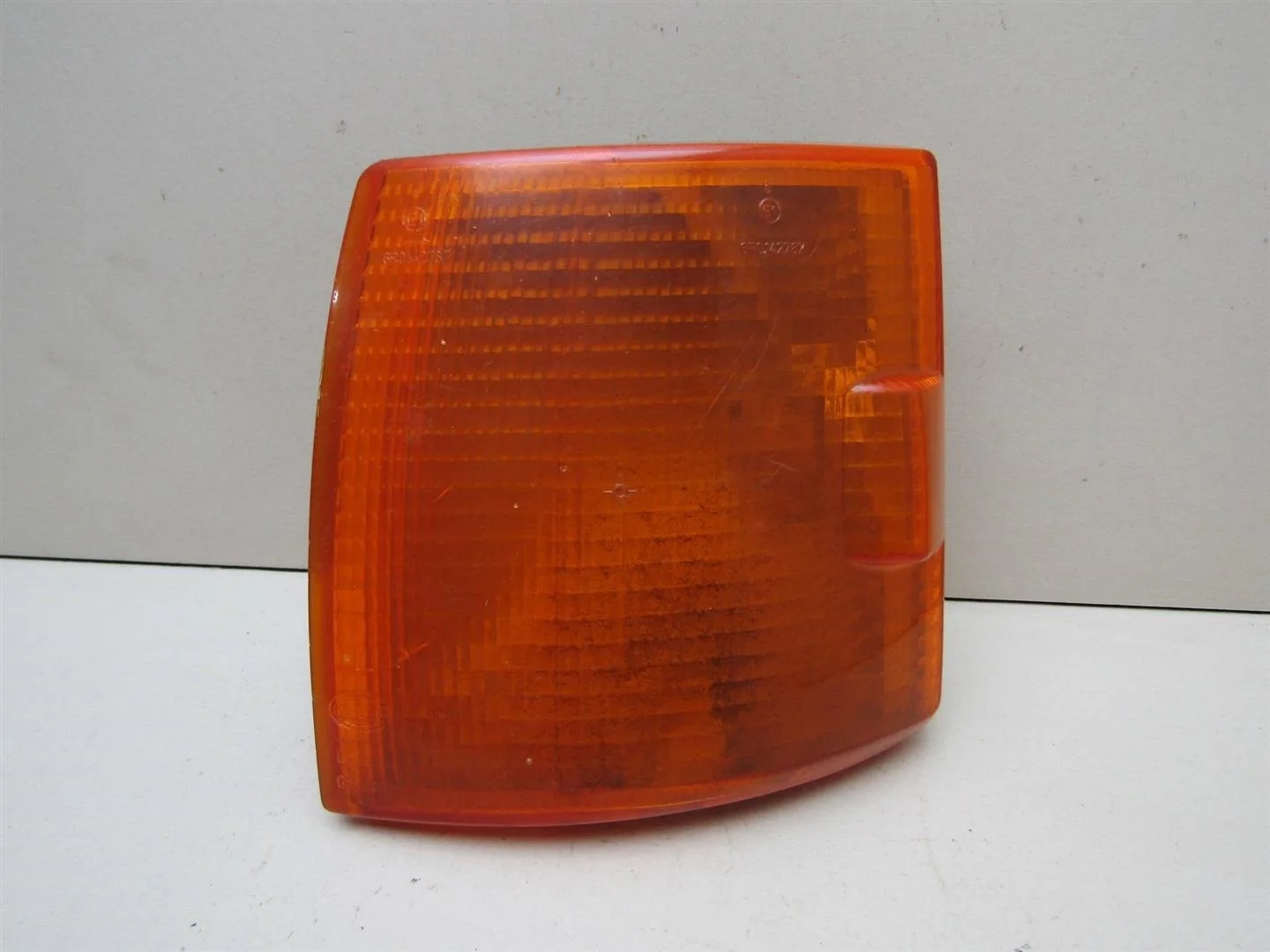 Указатель поворота левый желтый VW Transporter T4 1991-1995  [701953049]  в Вологде