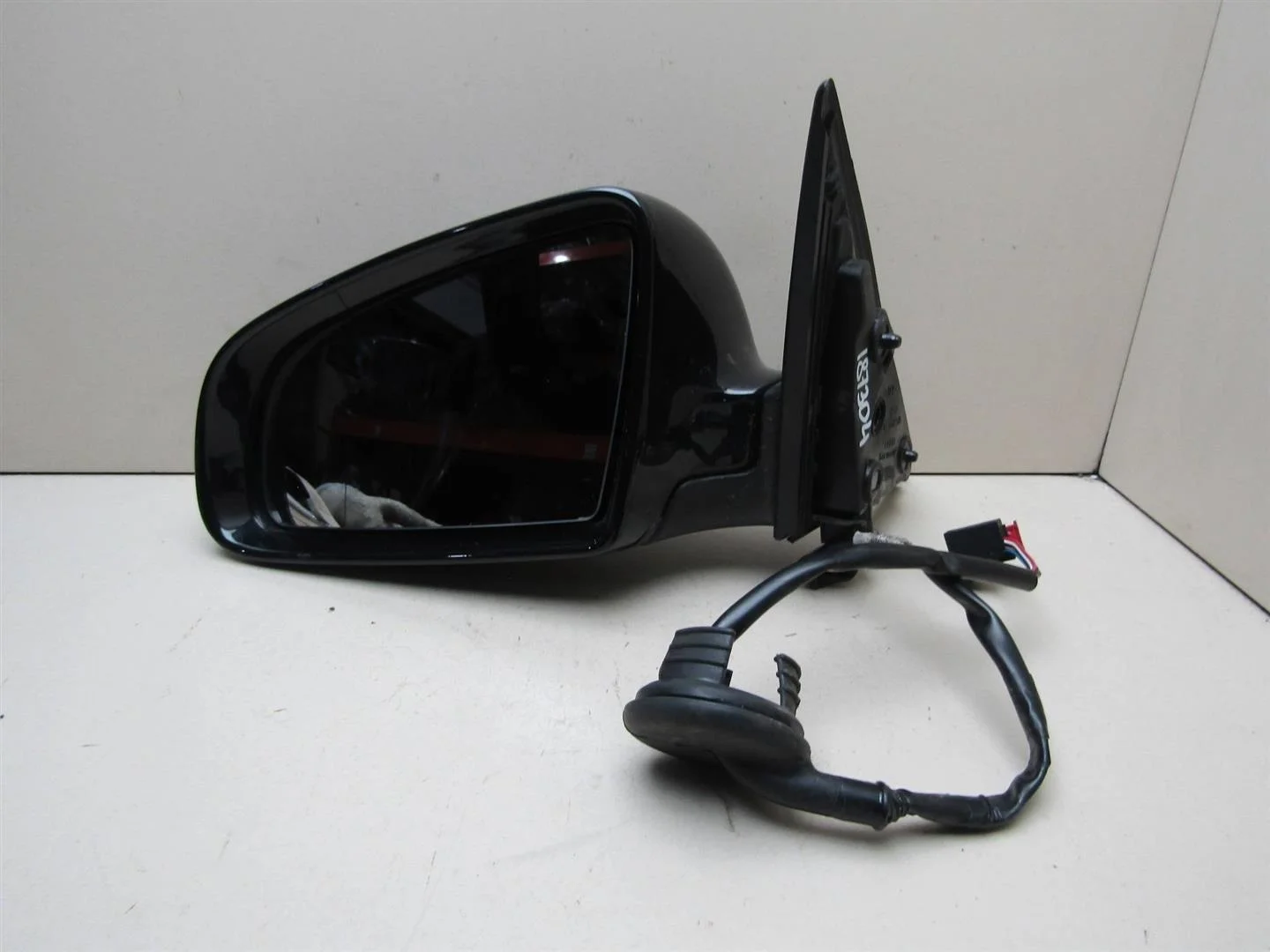 Зеркало левое электрическое Audi A6 (C6,4F) 2005-2011  [4F1858531J01C]  в Вологде