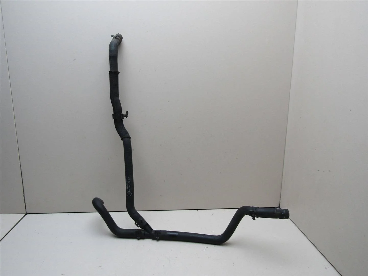 Шланг системы охлаждения Audi A6 (C6,4F) 2005-2011  [4F0121107M]  2.4 24V BDW в Вологде