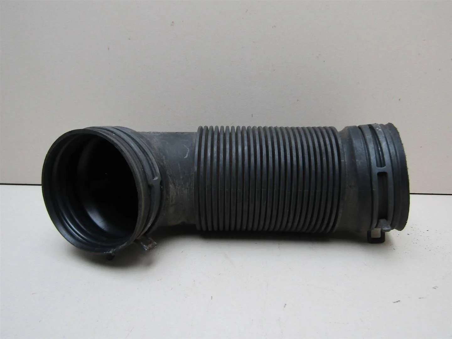 Патрубок воздушного фильтра Skoda Octavia (A5 1Z-) 2004-2013  [1K0129684B]  1.9 TDI в Вологде