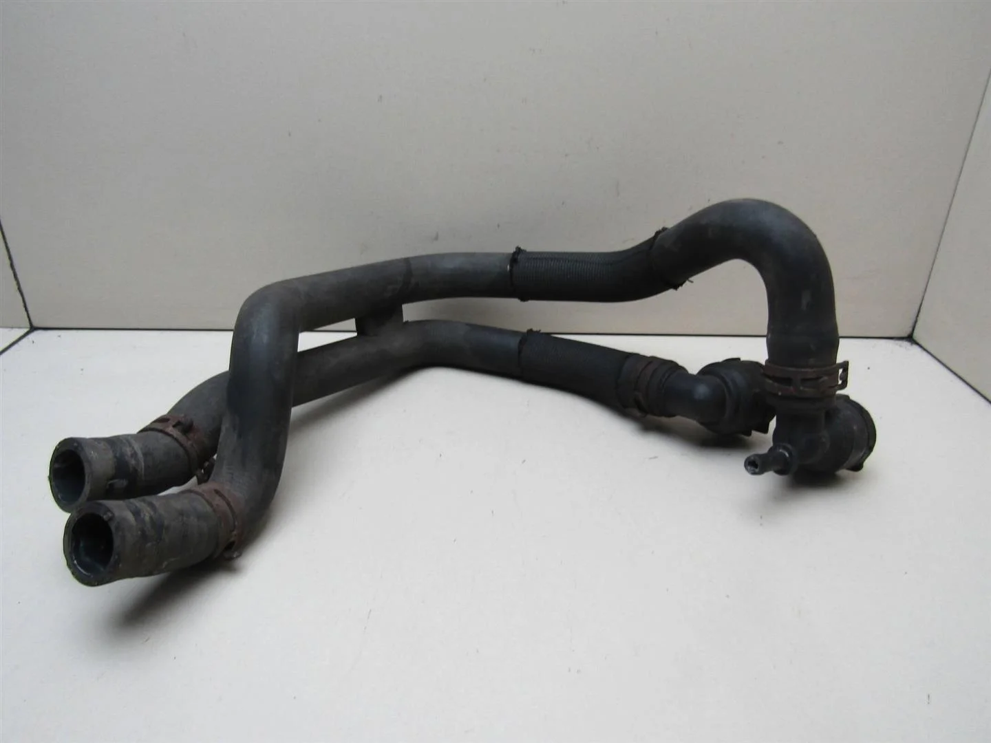 Шланг системы охлаждения VW Golf V 2003-2009  [1K0122157FN]  1.4 BLN в Вологде