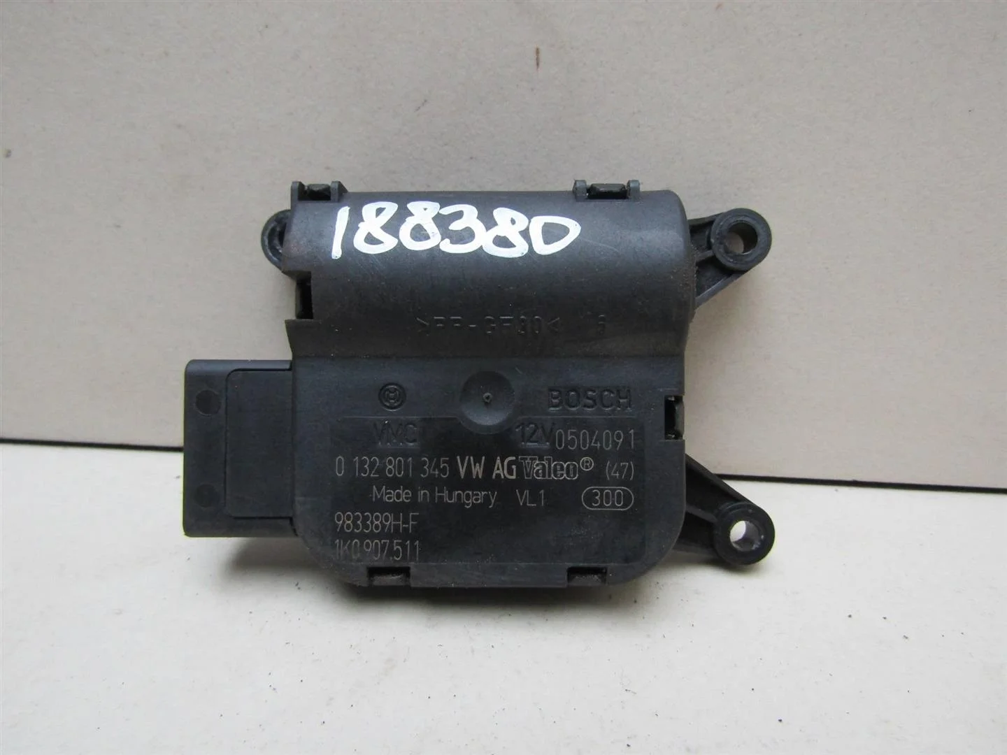 Моторчик заслонки печки Skoda Octavia (A5 1Z-) 2004-2013  [1K0907511]  в Вологде