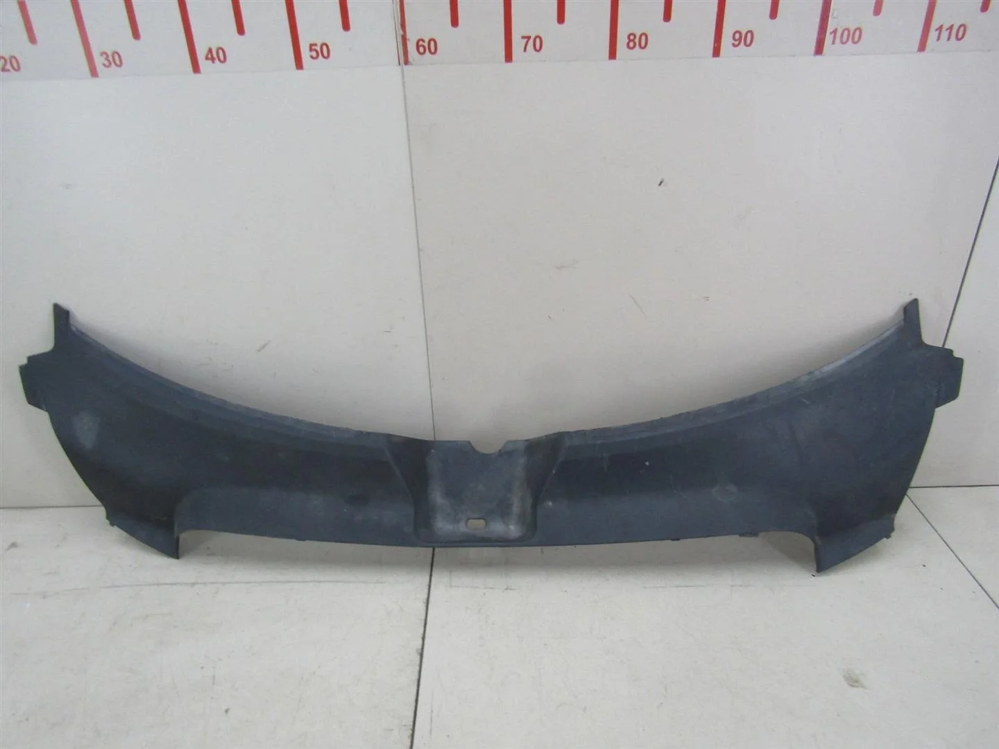 Кожух замка капота Audi A6 (C6,4F) 2005-2011  [4F0807081]  в Вологде