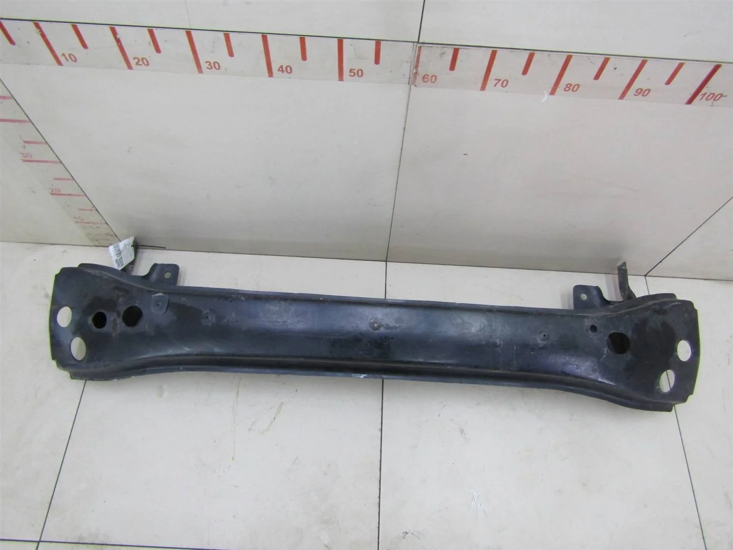Усилитель переднего бампера VW Transporter T5 2003-2015  [7H0807109B]  в Вологде