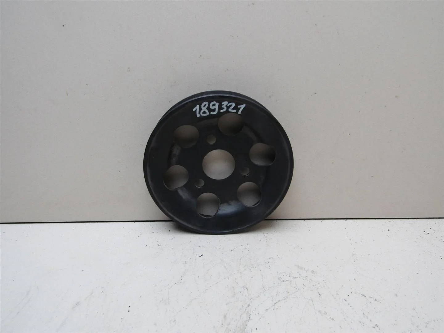 Шкив насоса гидроусилителя Audi A4 (B5) 1994-2002  [058145255E]  1,8T AWM в Вологде