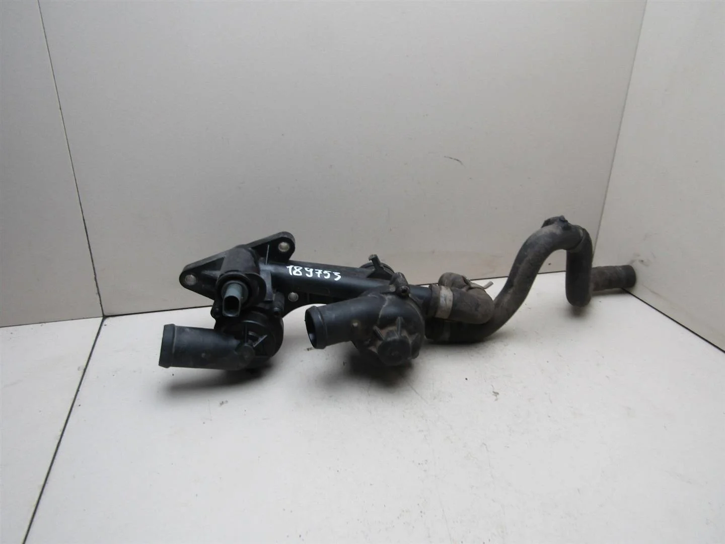 Корпус термостата VW Polo (Sed RUS) 2011-2020  [03C121111AE]  1.6 CFNA в Вологде