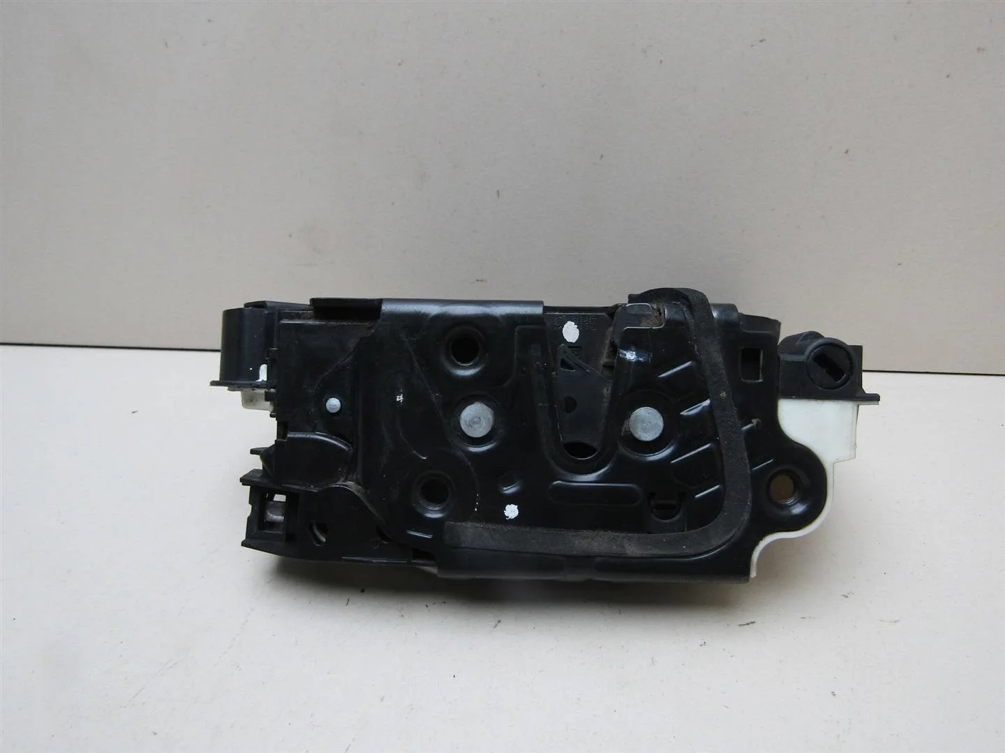 Замок двери передней правой VW Polo (Sed RUS) 2011-2020  [6RD837016A]  1.6 CFNA в Вологде