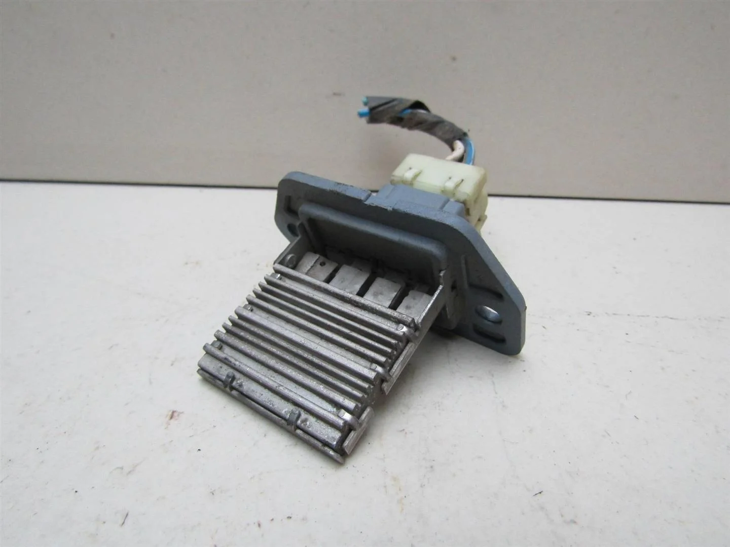 Резистор отопителя Chevrolet Aveo (T200) 2003-2008  [96435889]  1.4 8v F14S3 в Вологде