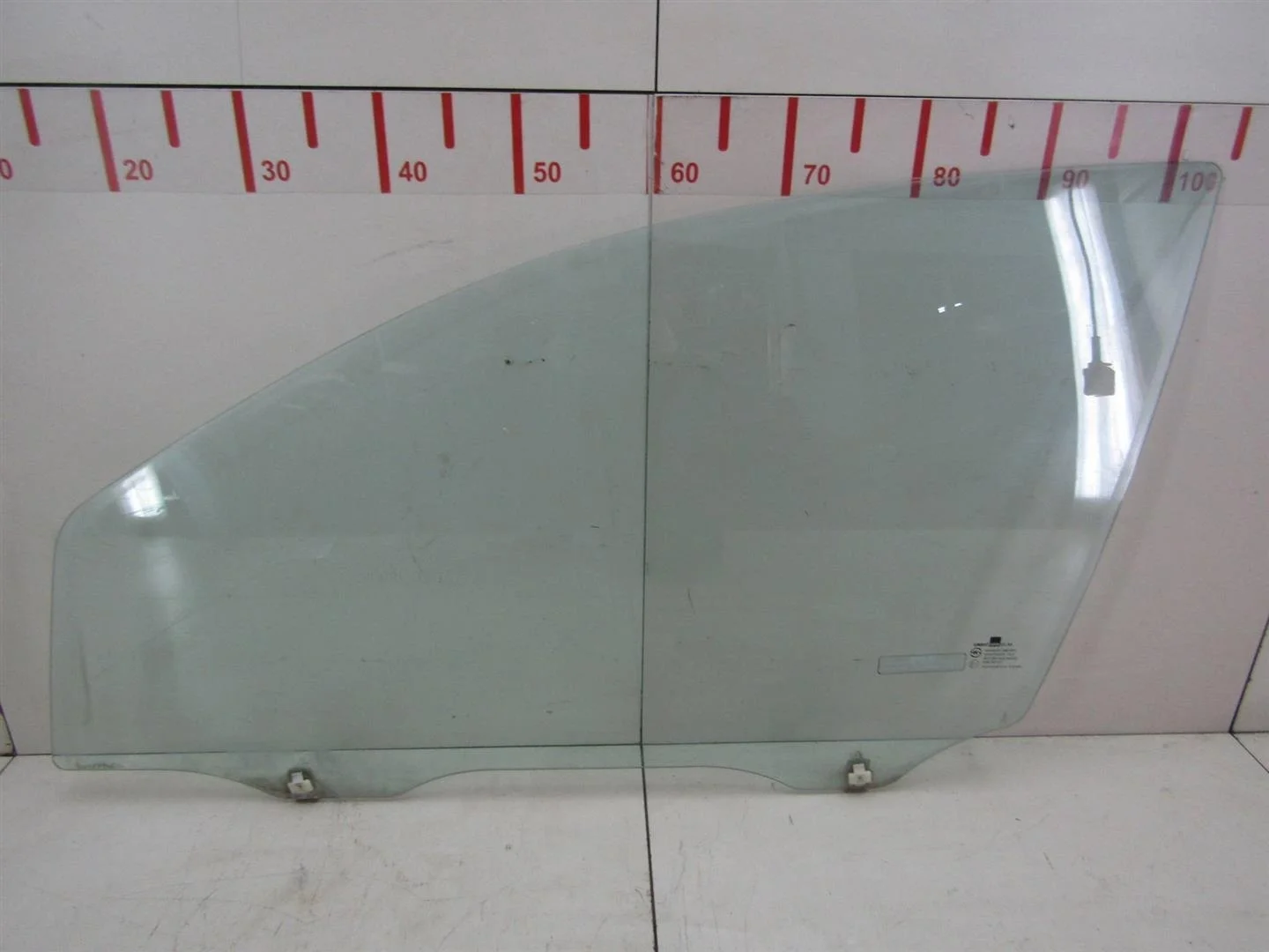 Стекло двери передней левой Chevrolet Aveo (T200) 2003-2008  [96541675]  1.4 8v F14S3 в Вологде