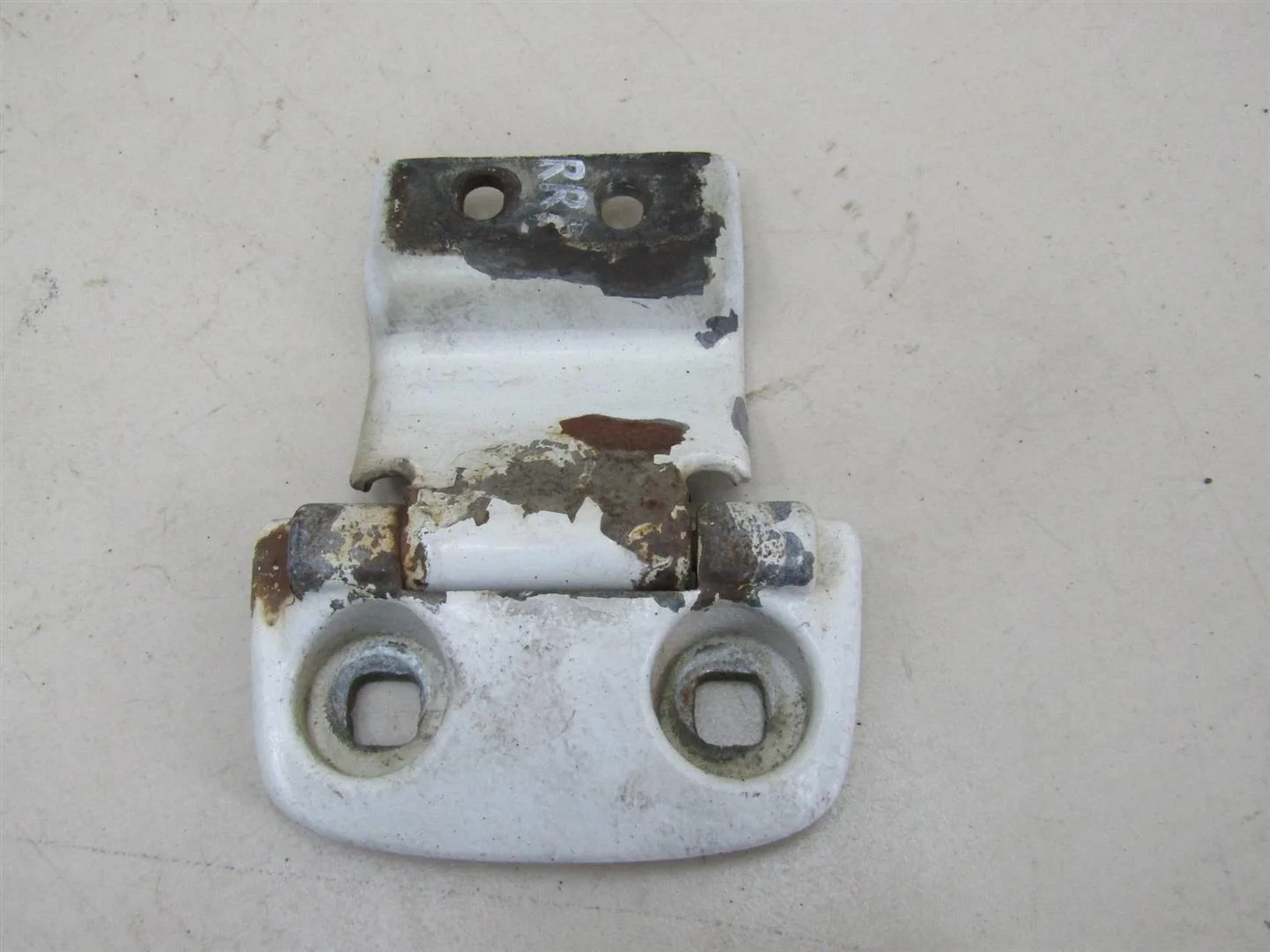 Петля двери задней правой верхняя Peugeot Boxer 2006-нв  [8717A4]  2.2 16V  в Вологде