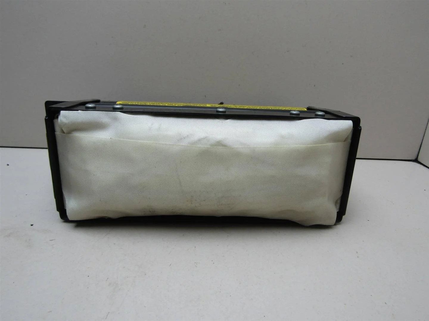 Подушка безопасности пассажирская (в торпедо) VW Passat (B5) 1996-2000  [3B0880204]  1.8 в Вологде