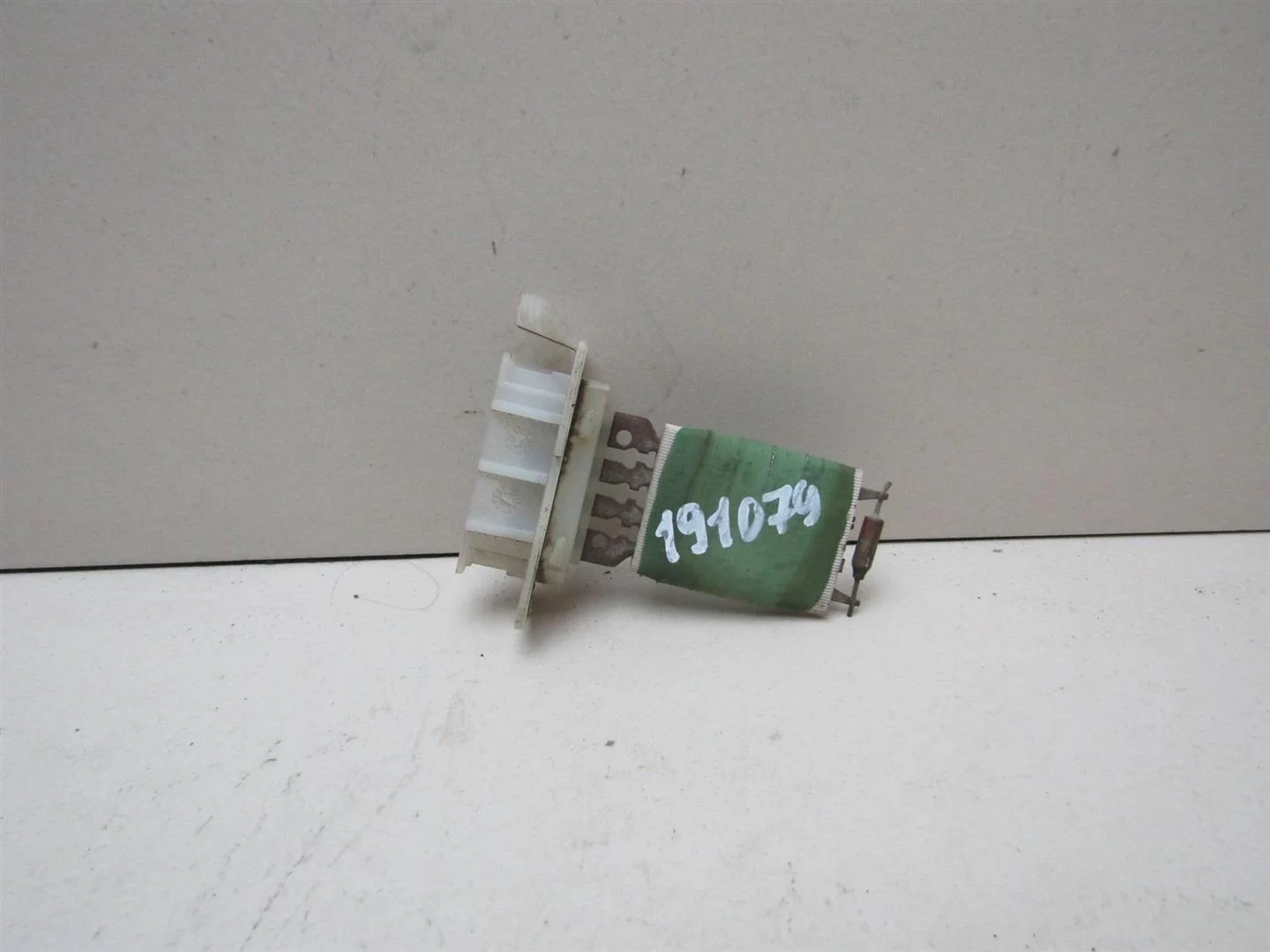 Резистор отопителя Renault Logan 2005-2014  [6001547488]  1.4 K7J710 в Вологде