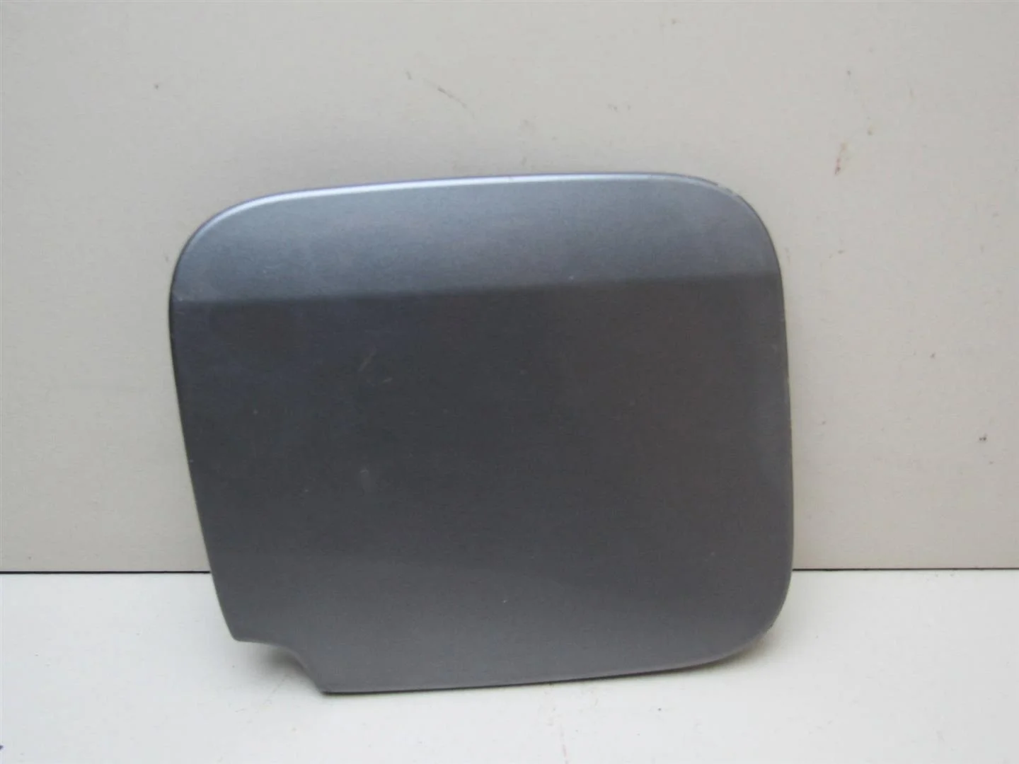 Лючок бензобака Renault Symbol II 2008-нв  [8200690154]  K4J712 в Вологде