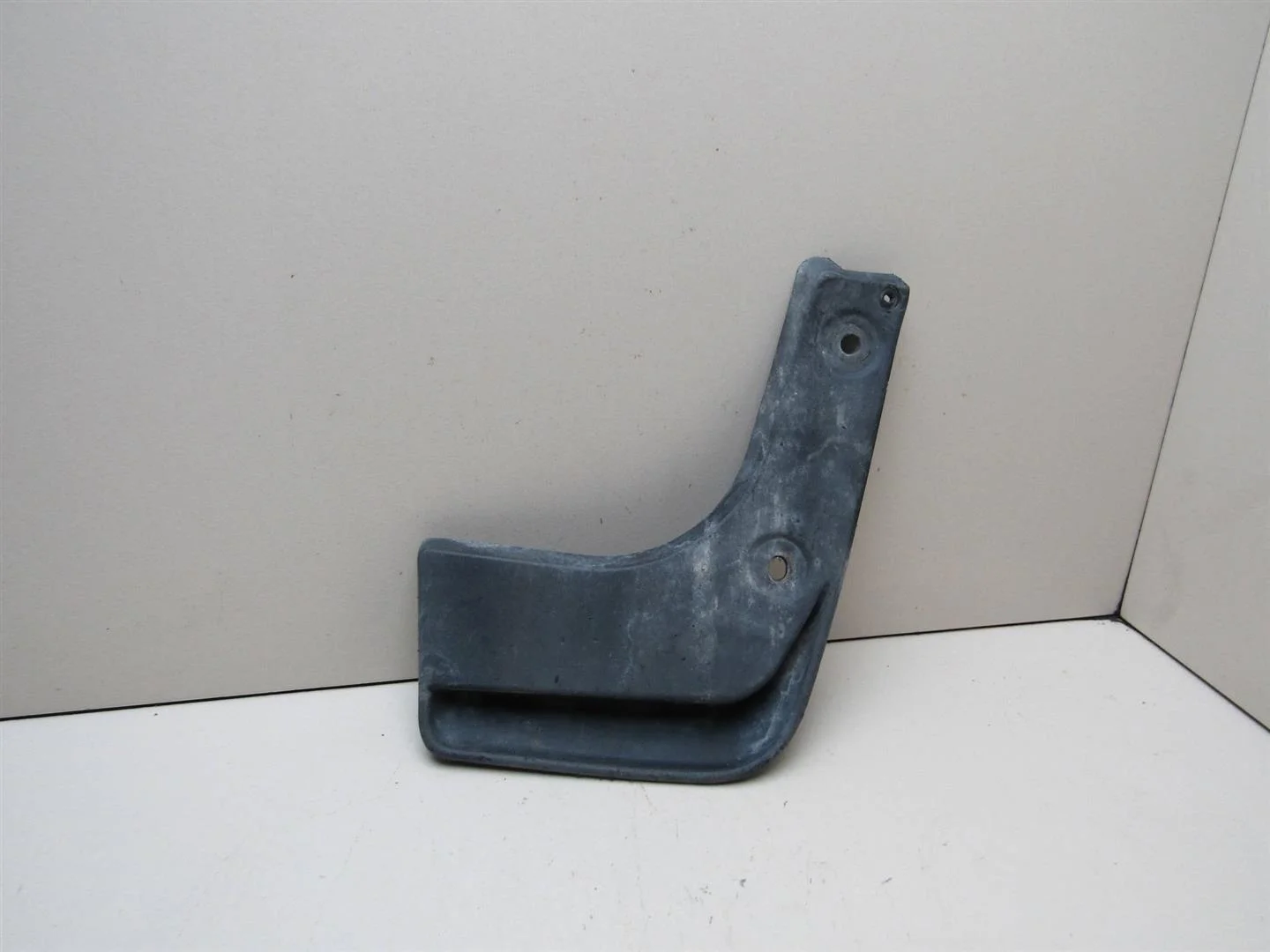 Брызговик задний левый Hyundai Solaris 2010-2017  [868411R000]  в Вологде