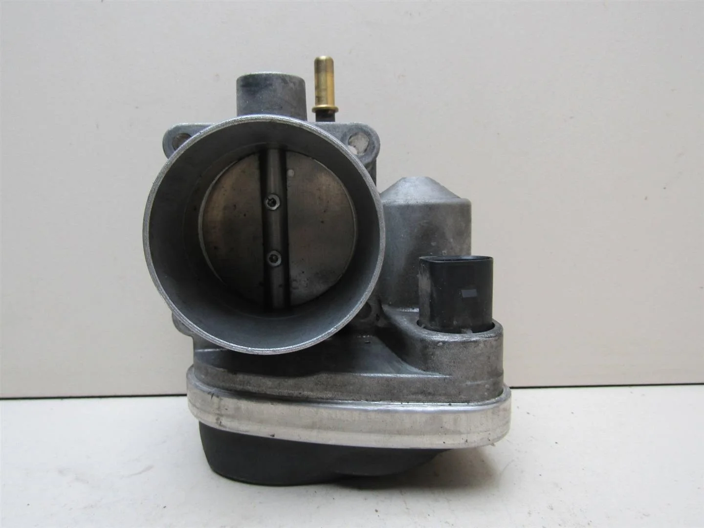 Заслонка дроссельная Renault Megane II 2002-2009  [8200190230]  K4M812 в Вологде