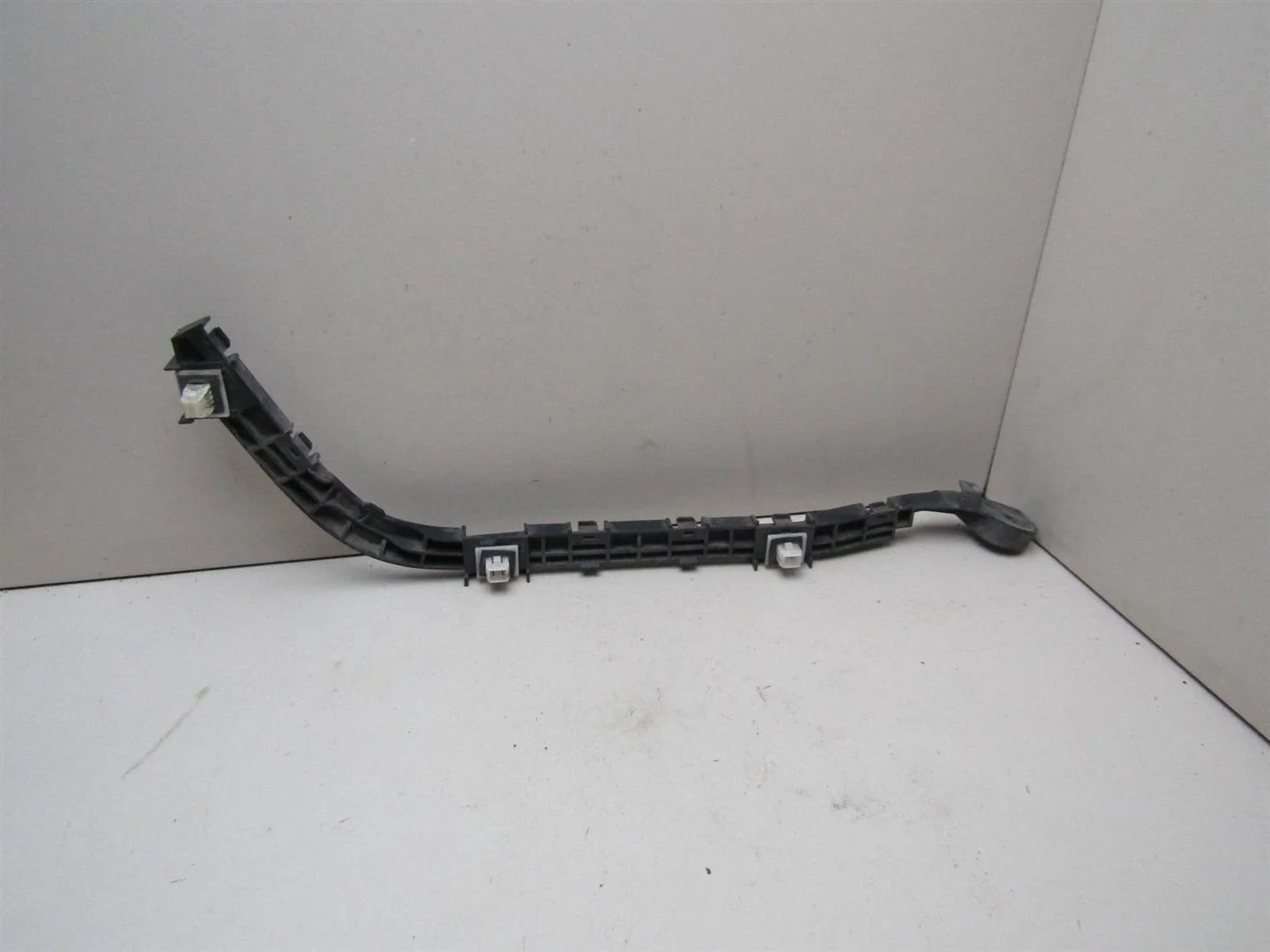 Кронштейн заднего бампера левый Honda CR-V 2002-2006  [71598S9A000 ]  K20A4 в Вологде