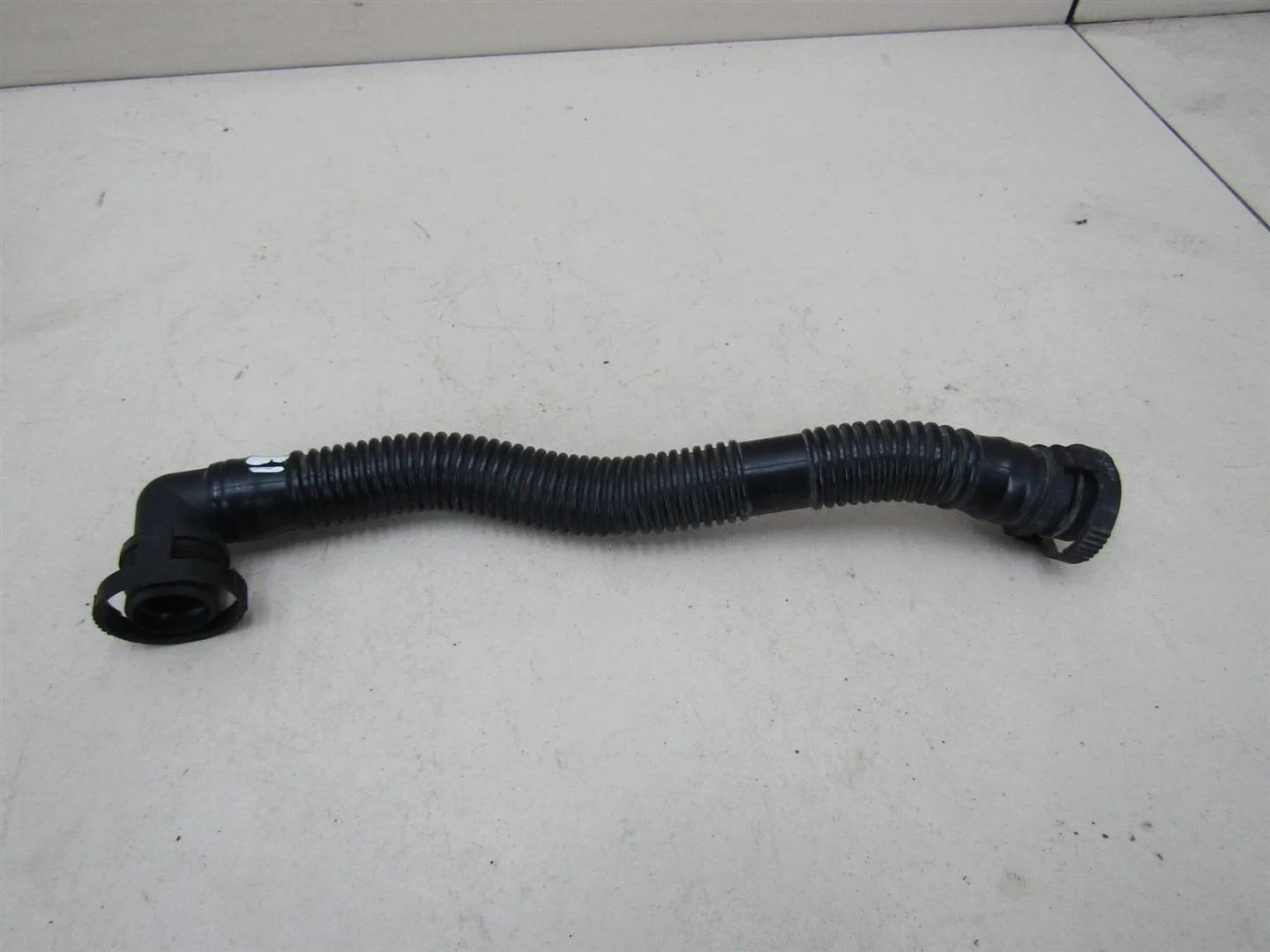 Шланг воздушный Skoda Octavia (A5 1Z-) 2004-2013  [06A131127L]  1.6 BSE в Вологде