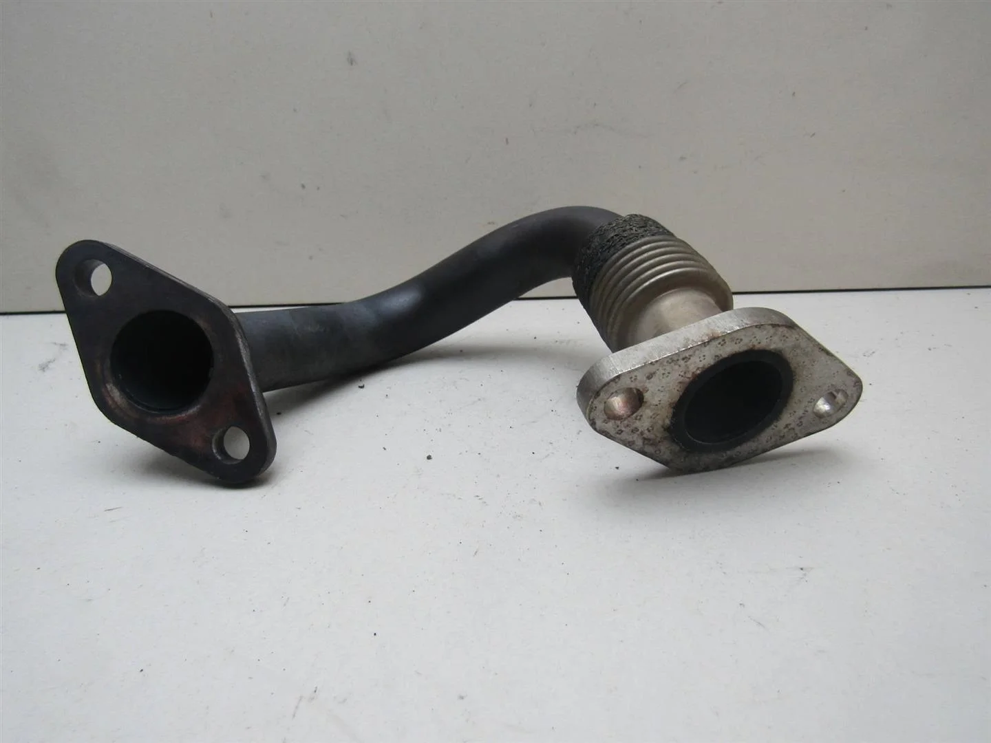 Трубка картерных газов VW Golf Plus 2005-2014  [03G131521R]  2.0 BMP в Вологде