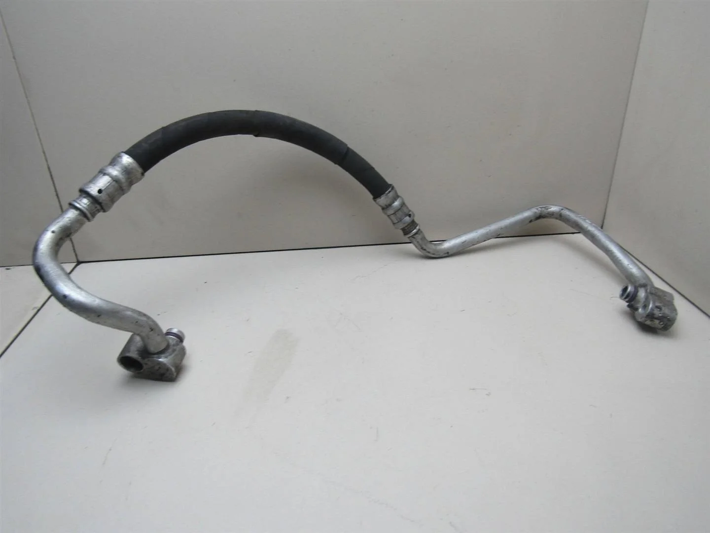 Трубка кондиционера VW Passat (B6) 2005-2010  [3C0820721M]  1.9 2.0 в Вологде