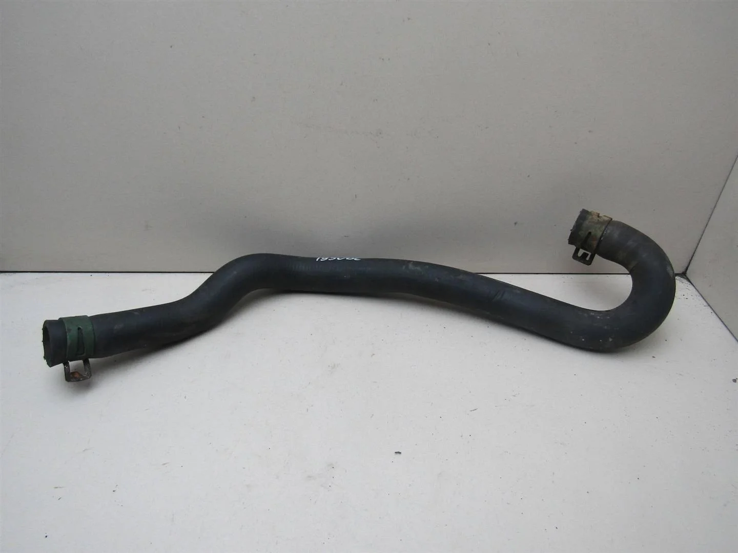 Патрубок отопителя VW Transporter T4 1991-1995  [701819373F]  в Вологде