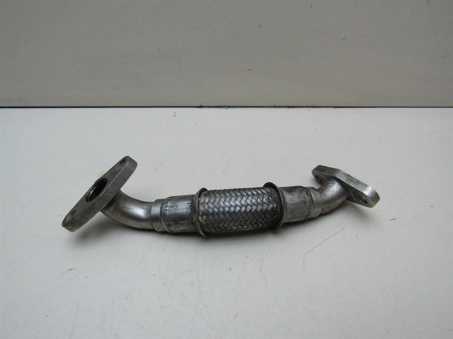 Трубка турбины VW Passat (B6) 2005-2010  [06H145735H]  1.8 BZB / CDAB в Вологде