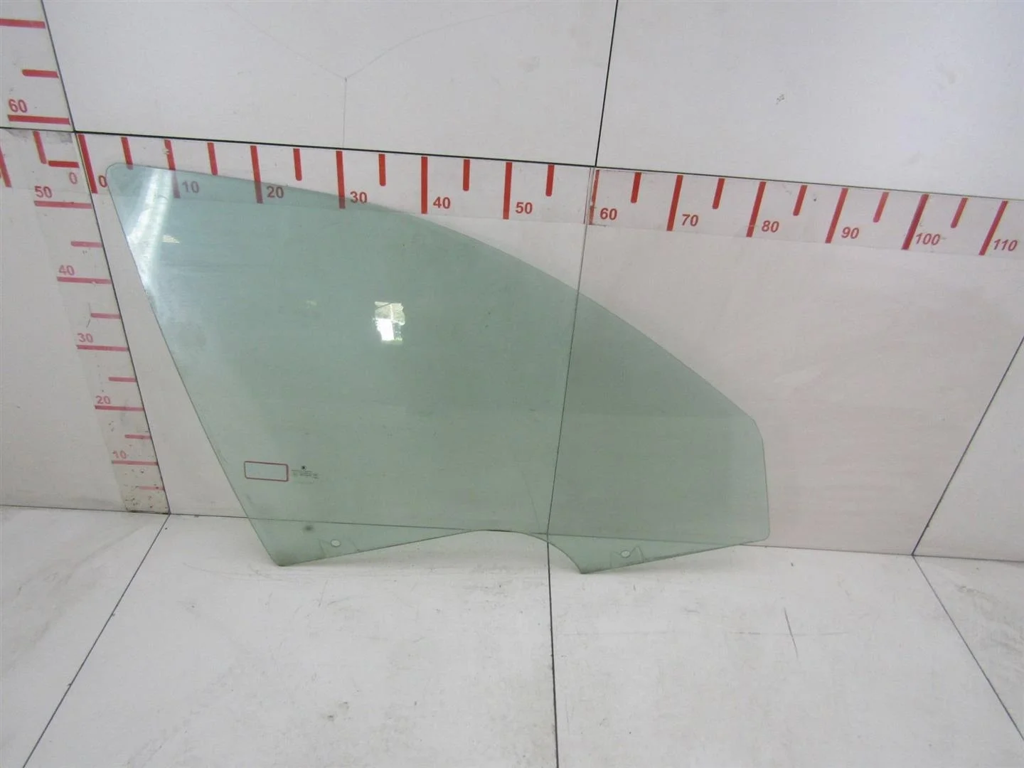 Стекло двери передней правой Skoda Octavia (A5 1Z-) 2004-2013  [1Z0845202A]  в Вологде
