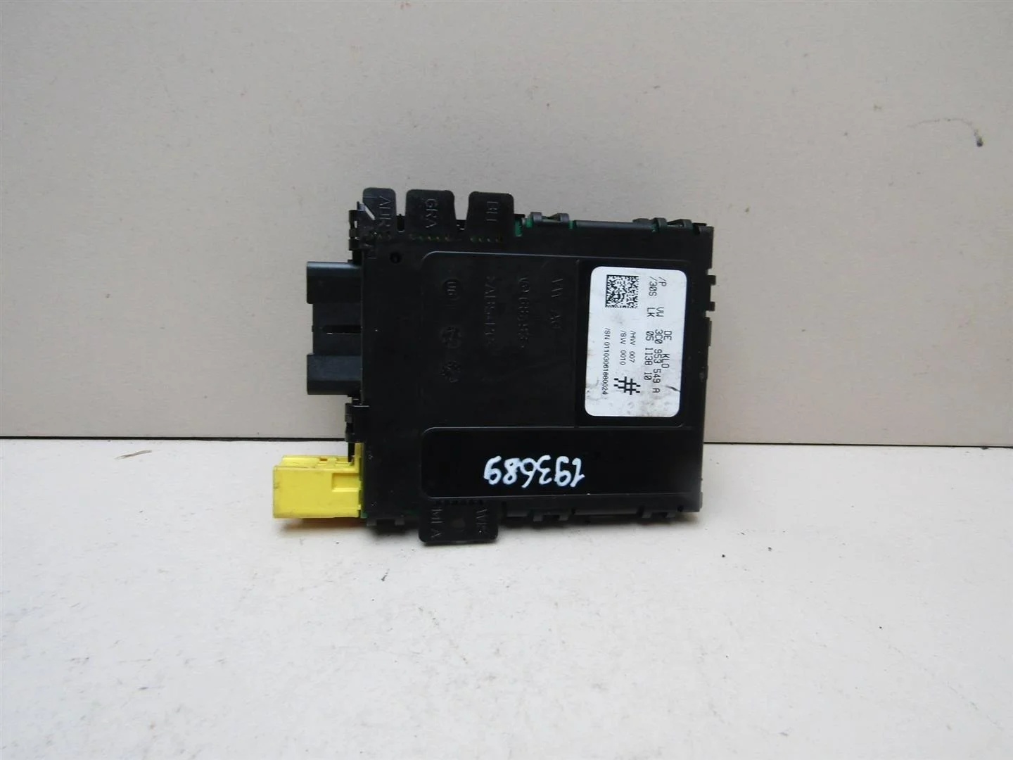 Блок электронный VW Passat (B6) 2005-2010  [3C0953549A]  в Вологде