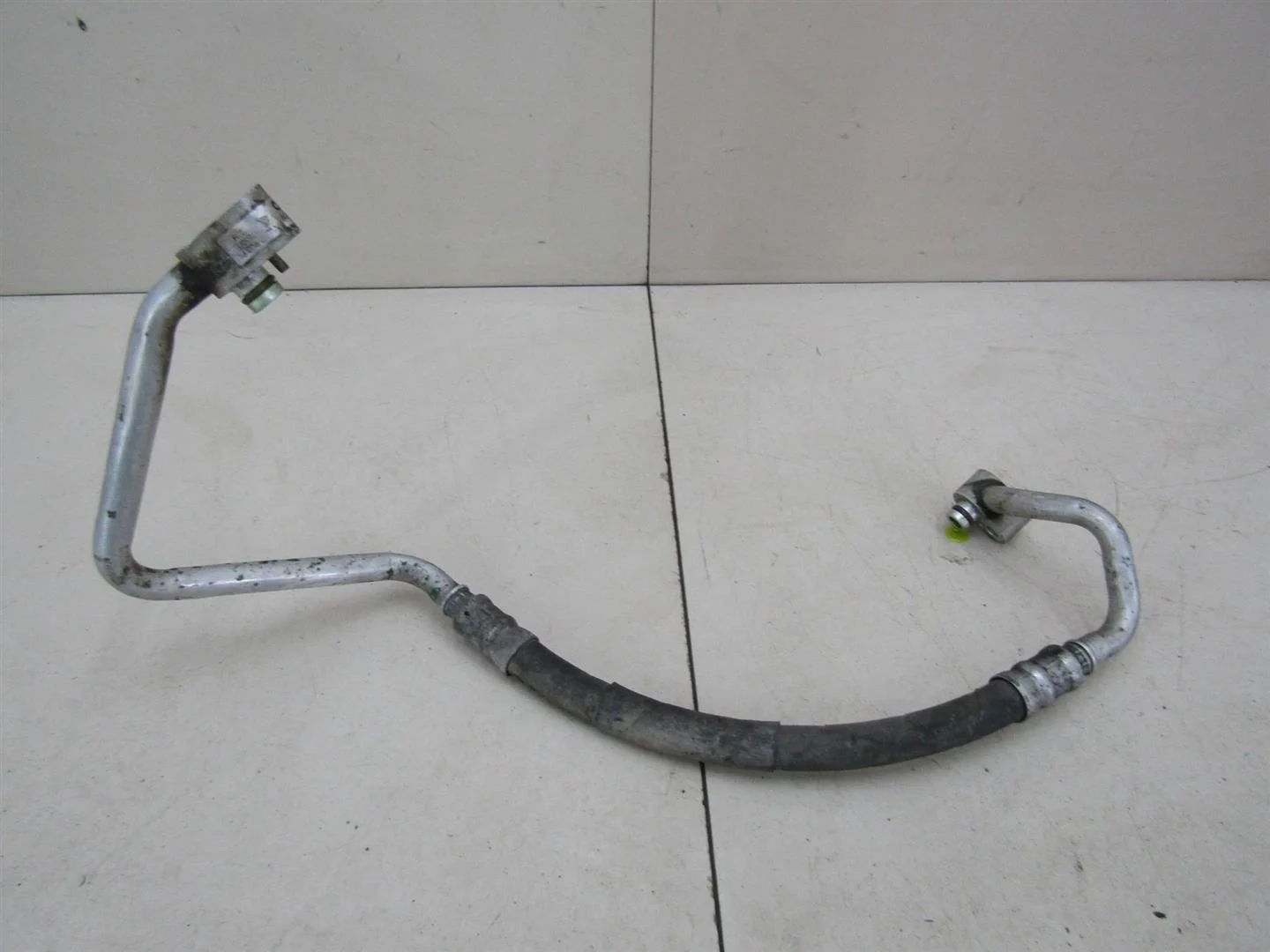 Трубка кондиционера VW Passat (B6) 2005-2010  [3C0820721M]  1.9 2.0 в Вологде
