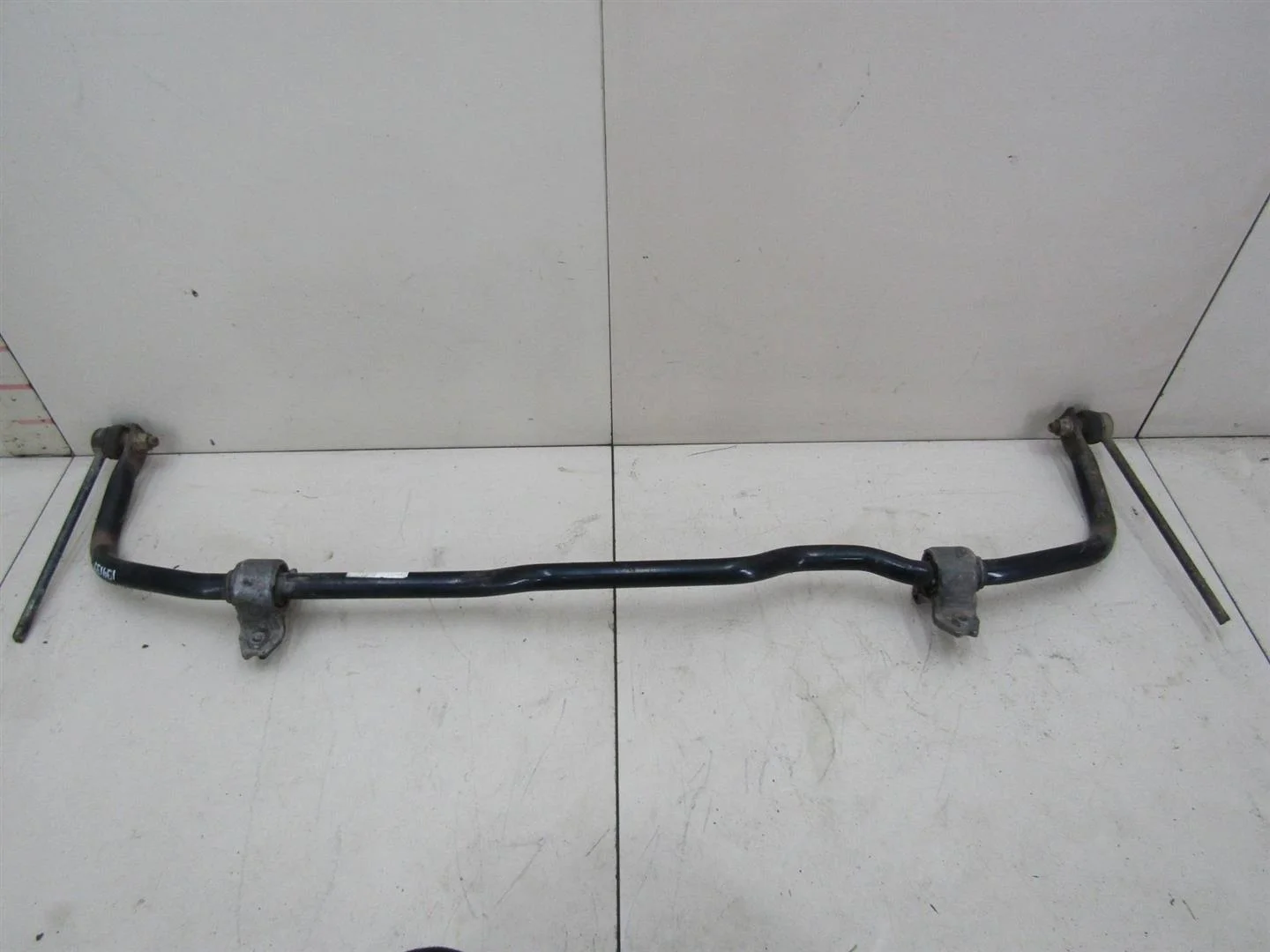 Стабилизатор передний VW Passat (B6) 2005-2010  [3C0411303AC]  в Вологде