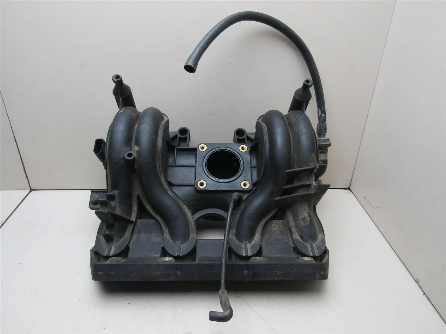 Коллектор впускной Seat Ibiza III 1999-2002  [030129711BP]  1.4 AUD в Вологде