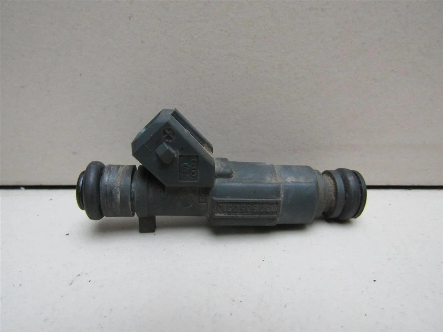 Форсунка инжекторная электрическая Seat Ibiza III 1999-2002  [030906031J]  1.4 AUD в Вологде