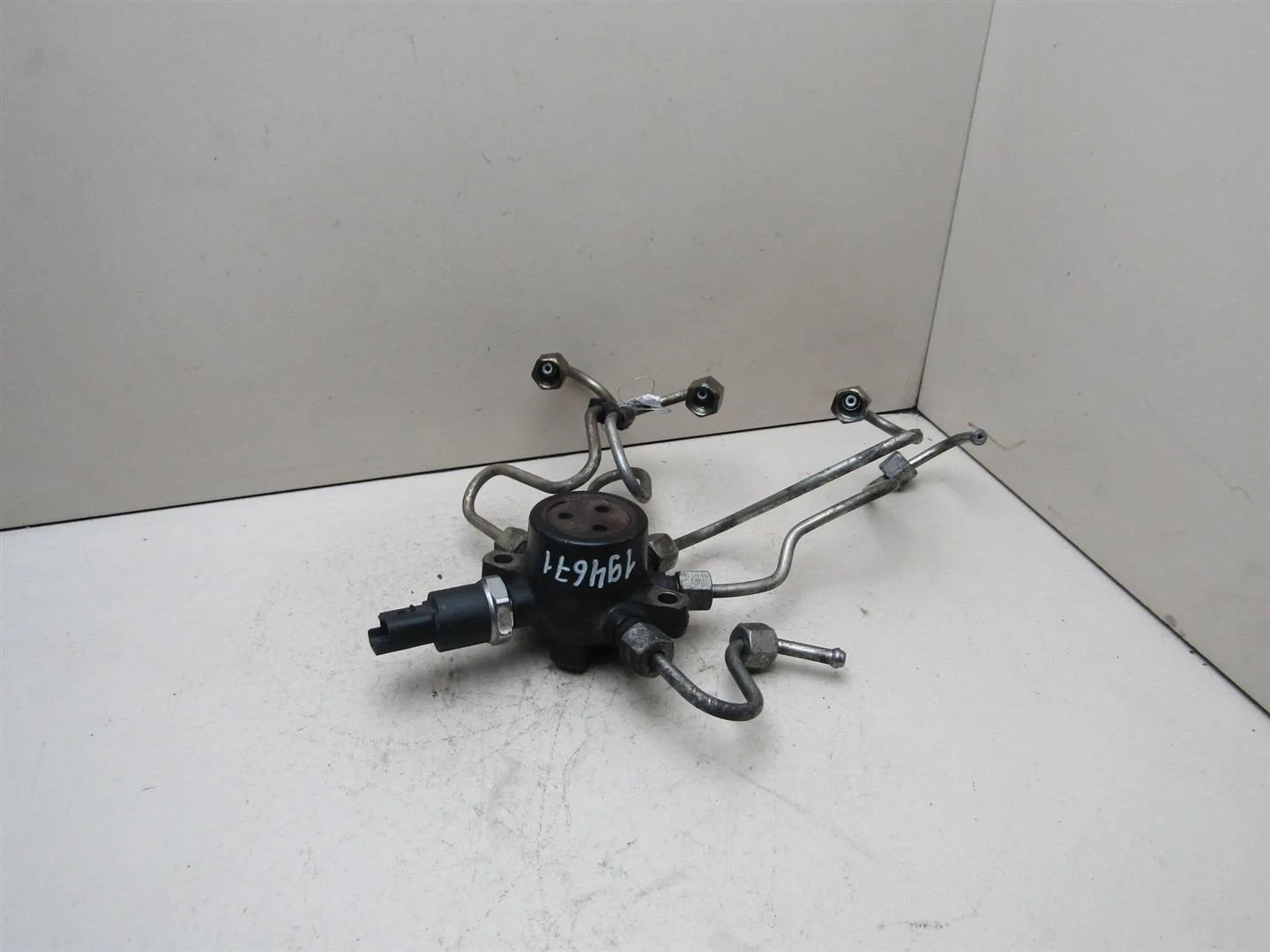 Рейка топливная (рампа) Renault Megane II 2002-2009  [8200584034]  1.5 K9K в Вологде