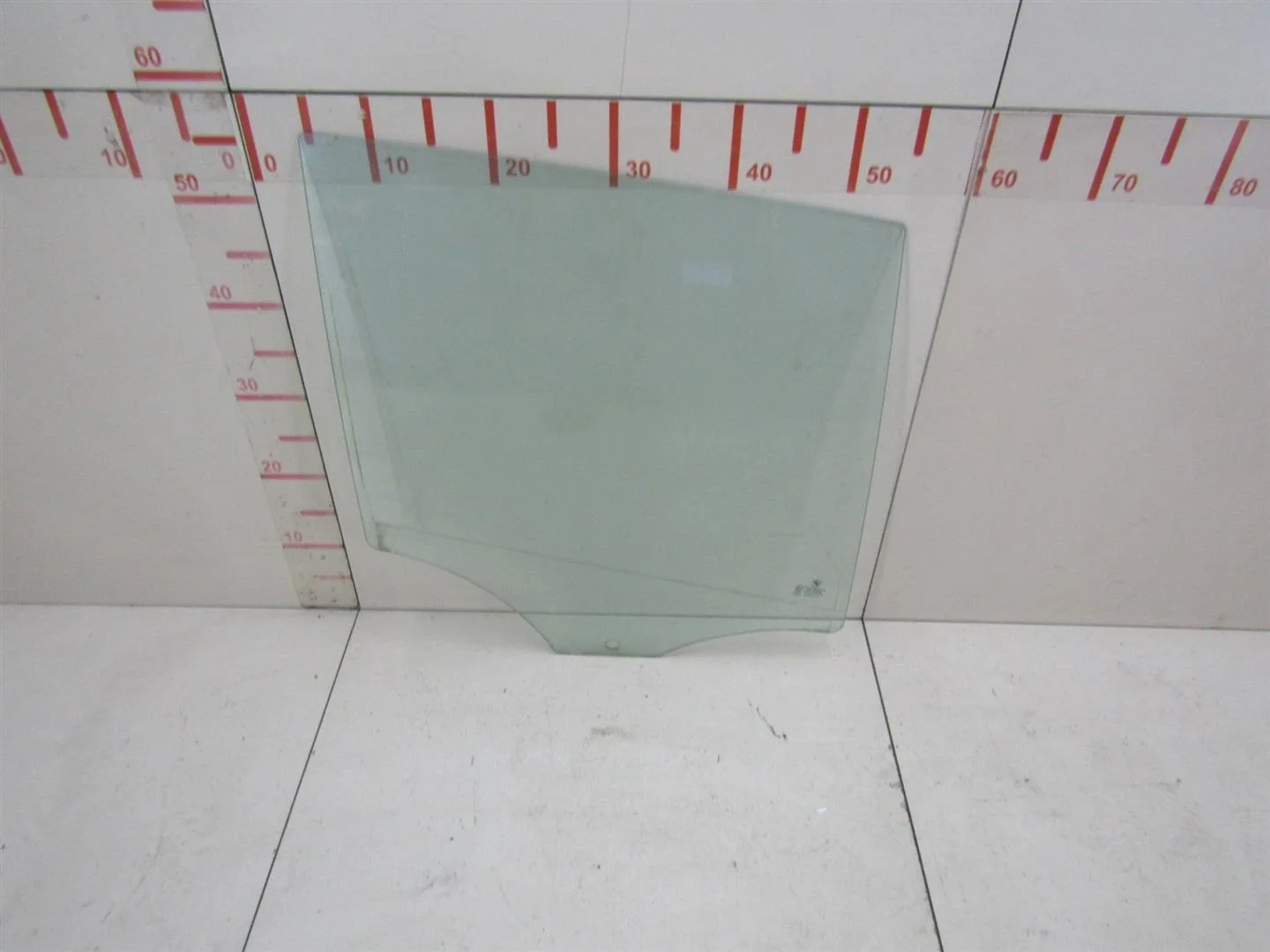 Стекло двери задней правой BMW X1 E84 2009-2015  [51352990300]  2.0 N46B20BD в Вологде