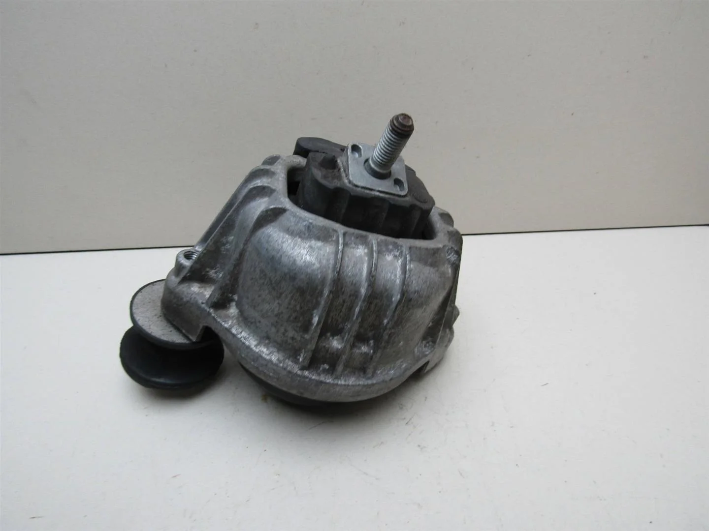 Опора двигателя BMW X1 E84 2009-2015  [22116768852 ]  2.0 N46B20BD в Вологде